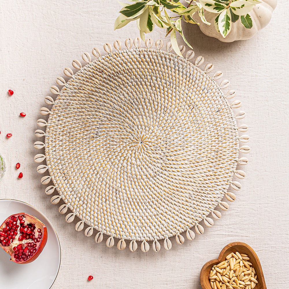 Premium Liah Table Mats Set of 3 - Non-Slip Heat Resistant Placemats for Dining Table, Kitchen & Office - Stylish Home Decor & Protection for Wooden Tables
