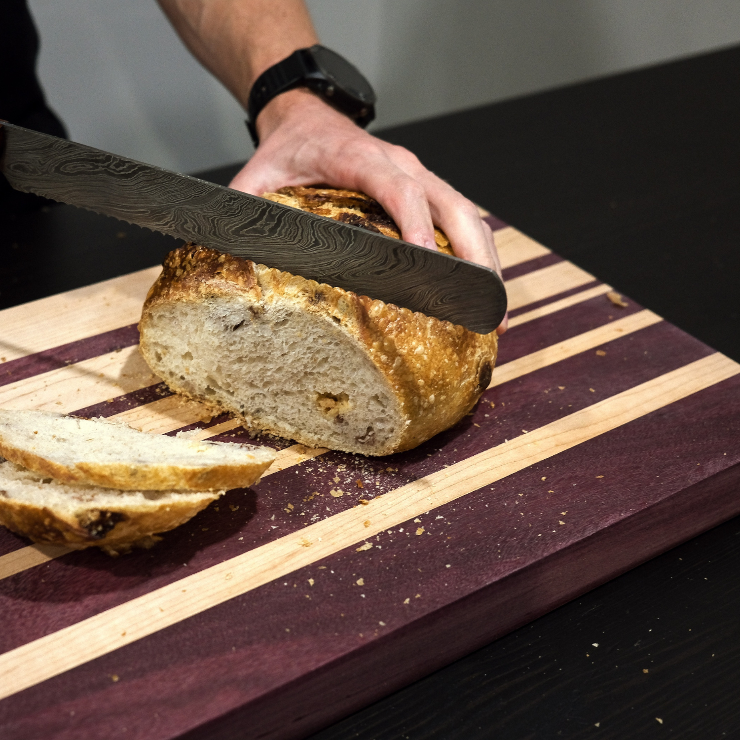 Premium Damascus Steel Serrated Bread Knife with Yellow/Black Handle - Sharp & Durable for Slicing Bread, Pastries, and More - Perfect for Home Kitchens, Bakeries, and Gourmet Cooking
