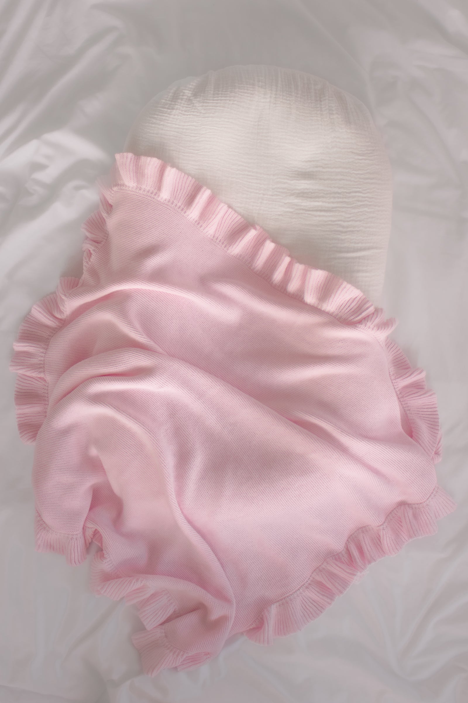 Soft Ruffle Knitted Blanket - Ballerina Pink Cozy Throw for Bed, Sofa & Nursery | Perfect for Winter, Baby Shower & Home Decor