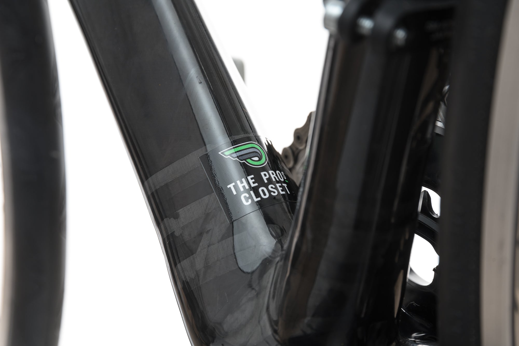 Alchemy Helios 54cm Road Bike - Lightweight Carbon Fiber Frame, Shimano 105 Groupset (2017 Model) - Perfect for Commuting, Road Racing & Endurance Cycling