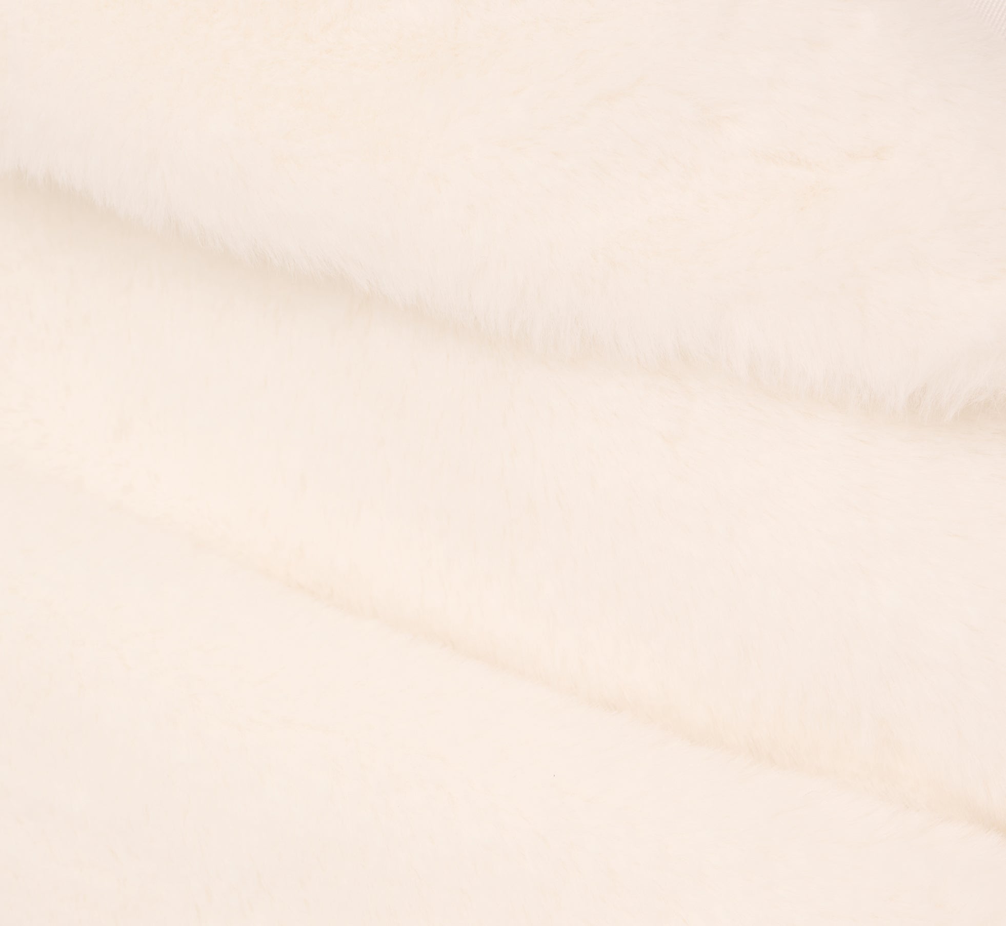 Luxury Ivory Faux Fur Wrap - Soft & Warm Winter Shawl for Women, Perfect for Parties, Weddings & Cold Weather Fashion