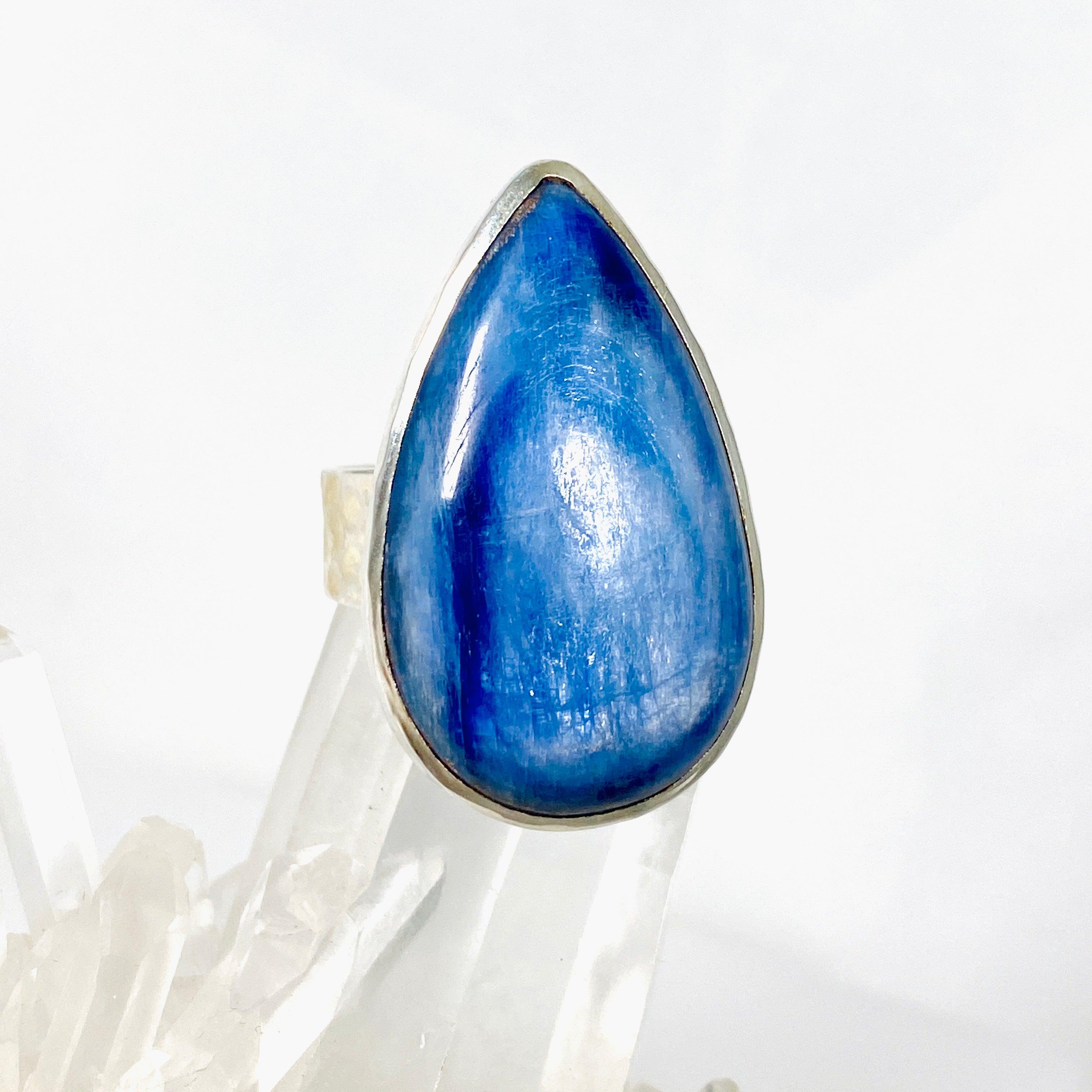 Kyanite Teardrop Beaten Band Ring - Size 10 - KRGJ2701 - Elegant Handmade Jewelry for Women - Perfect for Weddings, Parties & Special Occasions