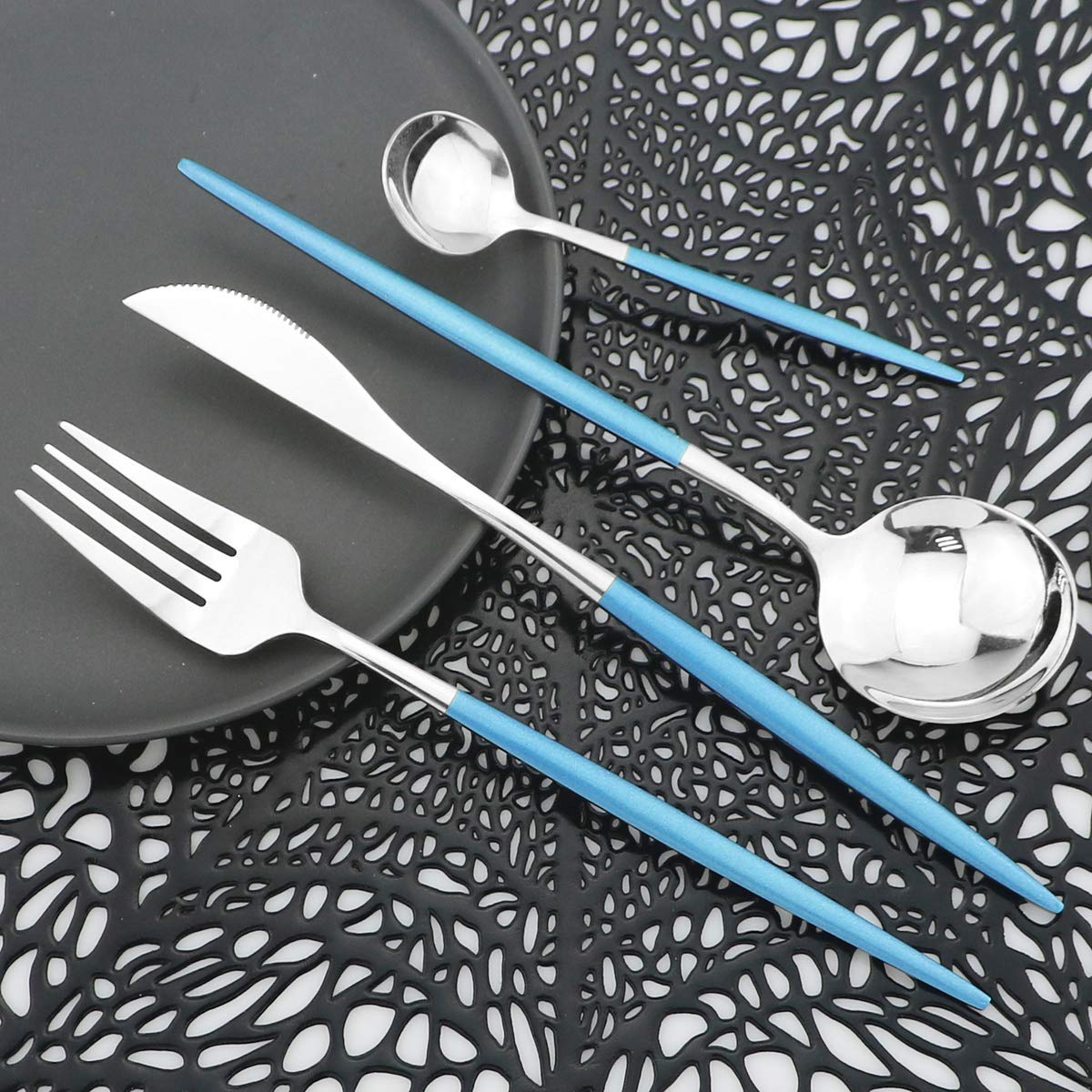 24-Piece Mirror Silverware Set - Premium 304 Stainless Steel Flatware Set with Shiny Finish - Elegant Tableware Cutlery for Home & Restaurant Use - Dishwasher Safe Service for 6 People (Blue/Silver) - Perfect for Dinner Parties, Wedding Gifts & Upscale Dining