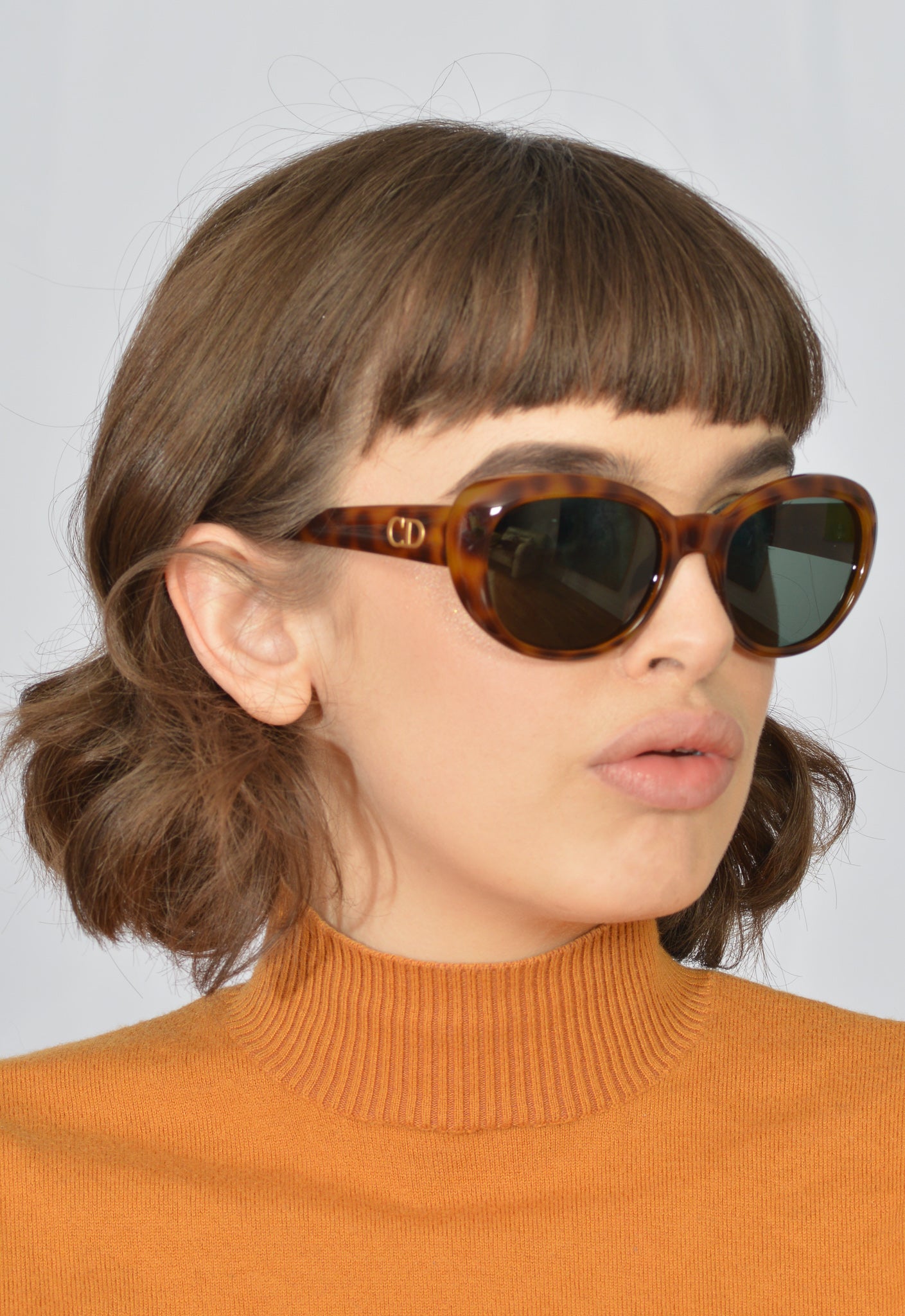 Christian Dior 2945 11 Sunglasses - Luxury Designer Shades for Women & Men | UV Protection, Fashion Statement for Summer, Beach & Outdoor Activities