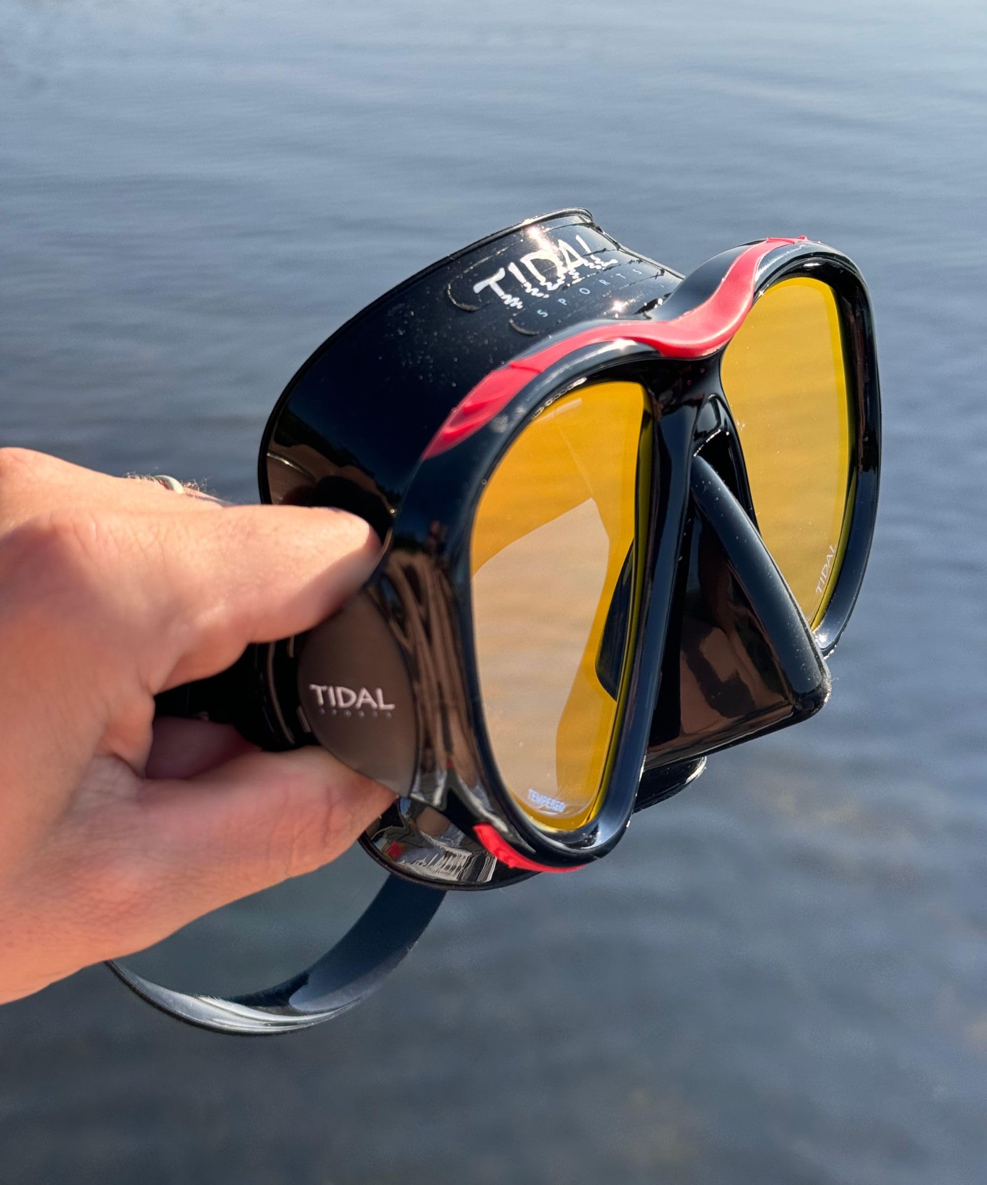 Premium Anti-Fog Scuba Diving Mask - Wide Angle Tempered Glass Lens for Snorkeling, Free Diving & Swimming | Comfortable & Leak-Proof Design for Adults | Perfect for Ocean Adventures, Pool Training & Underwater Photography