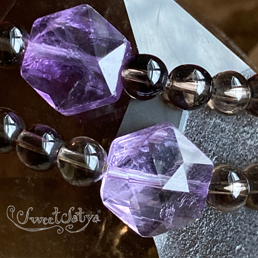 Natural Amethyst & Smoky Quartz Stretch Bracelet for Women - Healing Crystal Jewelry for Meditation, Yoga & Spiritual Wellness