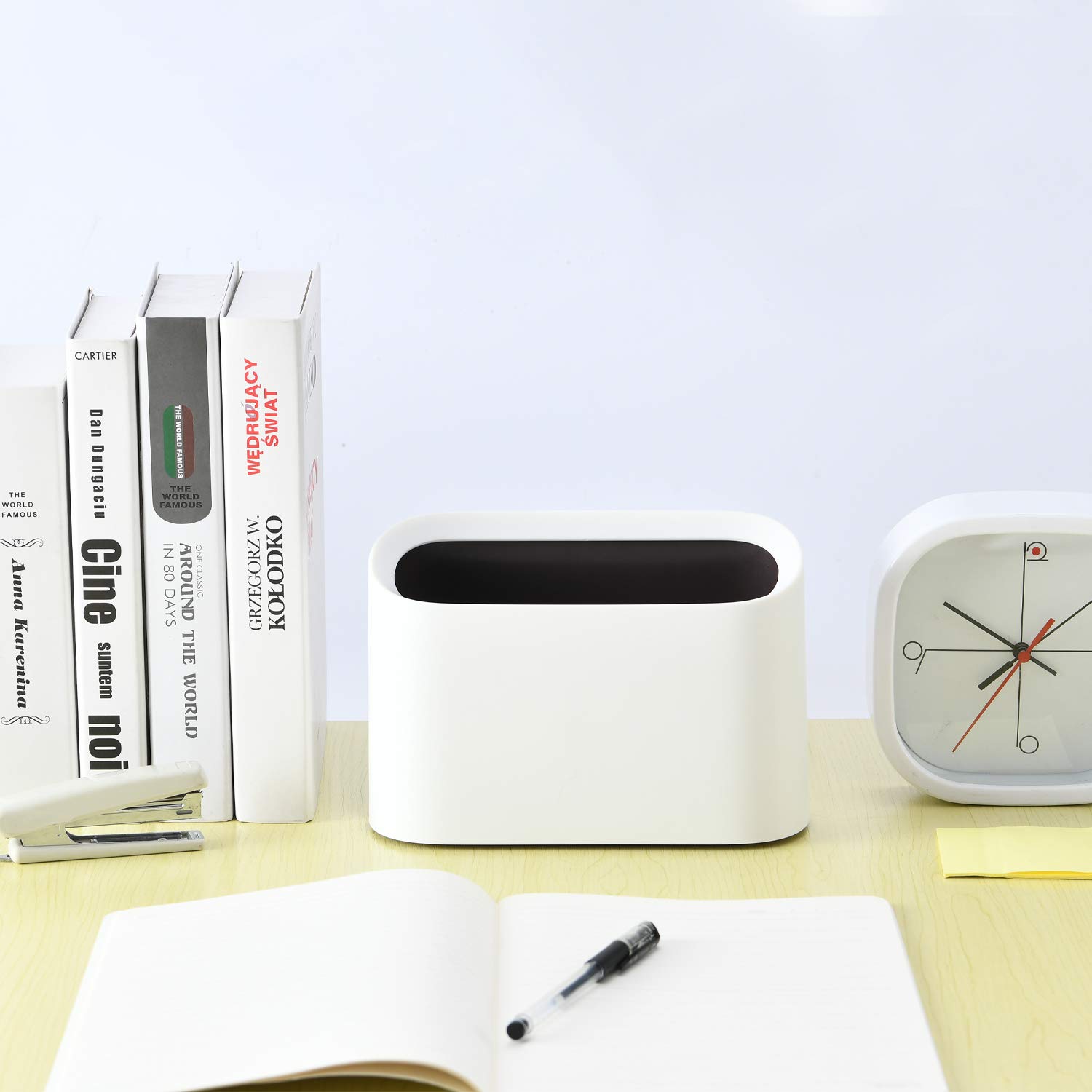 SUBEKYU 0.4 Gallon Mini Countertop Trash Can - Small Plastic Waste Bin for Office, Kitchen, Bathroom & Bedroom - Compact Desktop Garbage Can in White - Perfect for Desks, Nightstands & Small Spaces