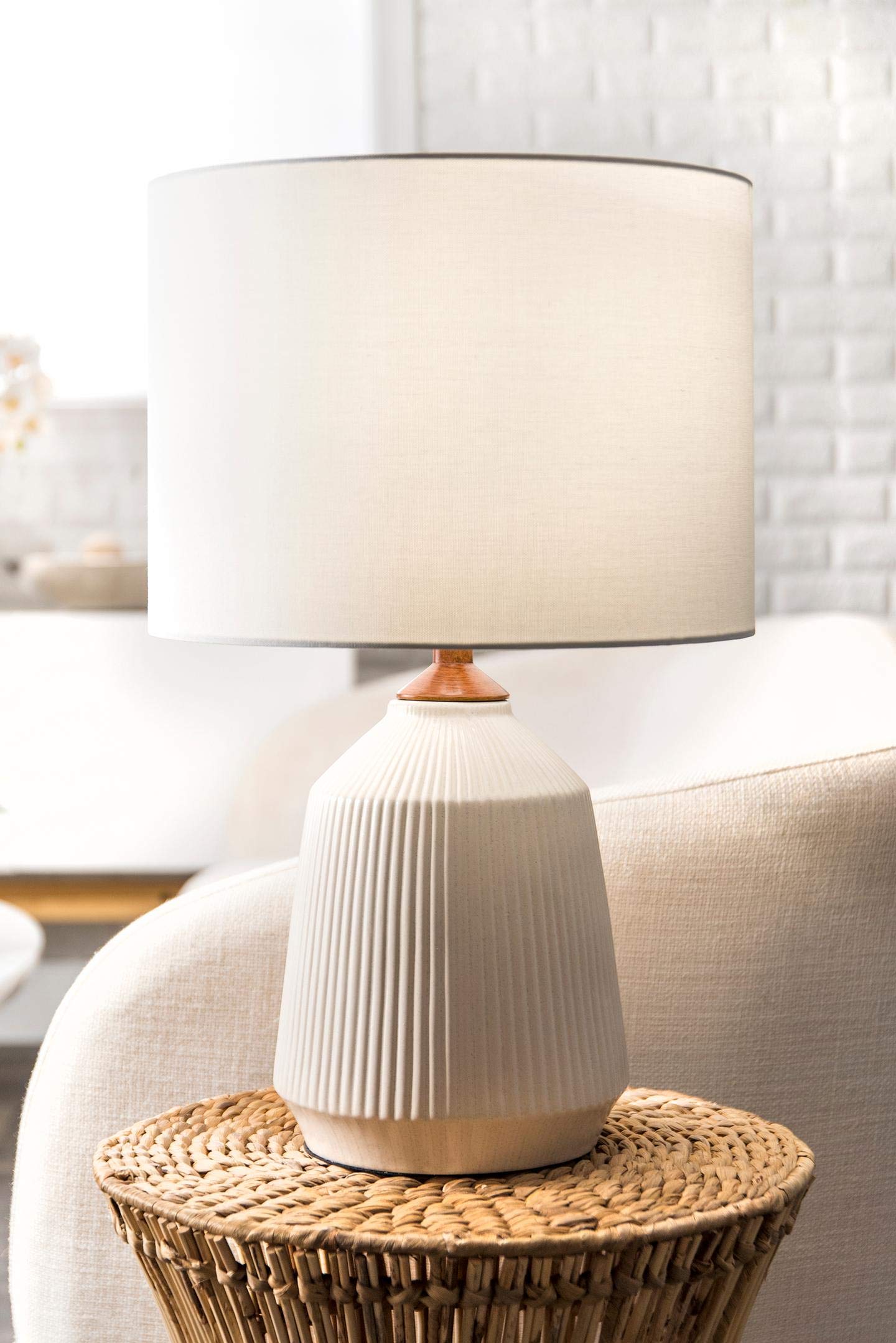 nuLOOM NPT33AA Renton 24-Inch Cream Ceramic Table Lamp - Modern Home Office Bedroom Nightstand Lighting for Living Room, Bedside, or Study Desk