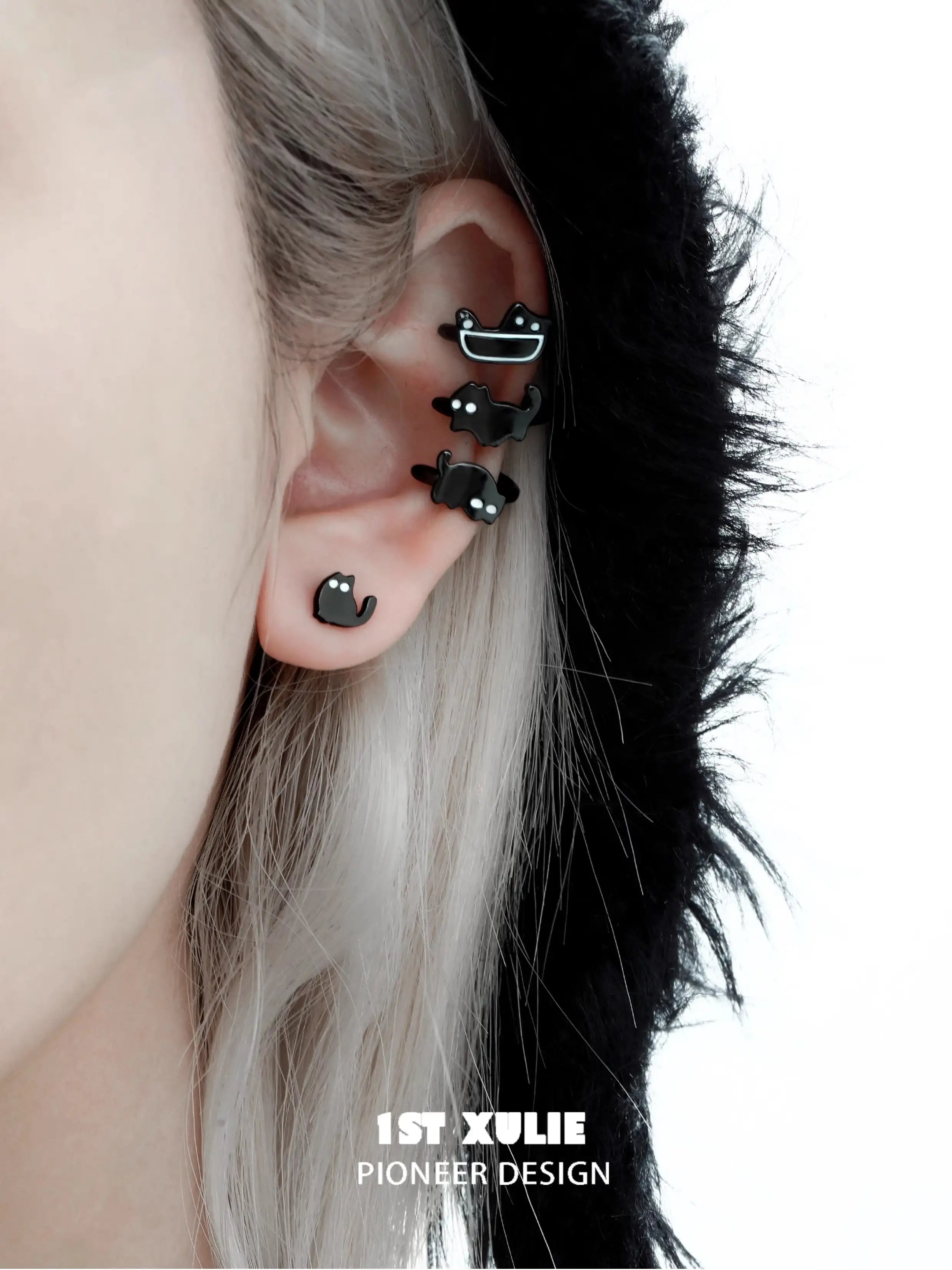 Ghosts Black Cat S925 Sterling Silver Stud Earrings for Women - Halloween Jewelry, Gothic Fashion Accessories, Perfect for Parties & Everyday Wear
