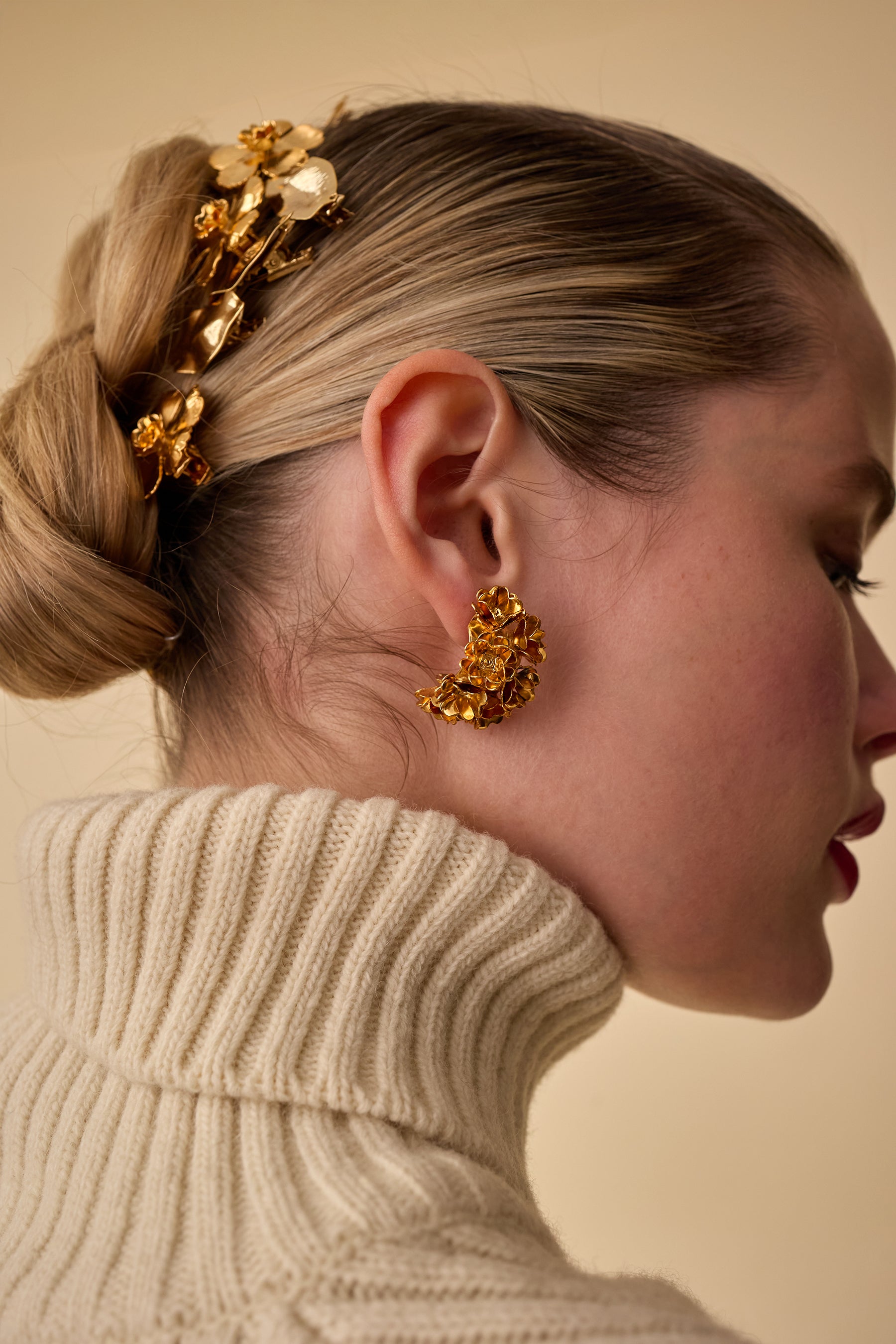 Eden Floral Cluster Huggie Hoops - Dainty Floral Earrings for Women, Gold Plated Huggie Hoop Earrings, Perfect for Everyday Wear, Date Night & Gift Giving