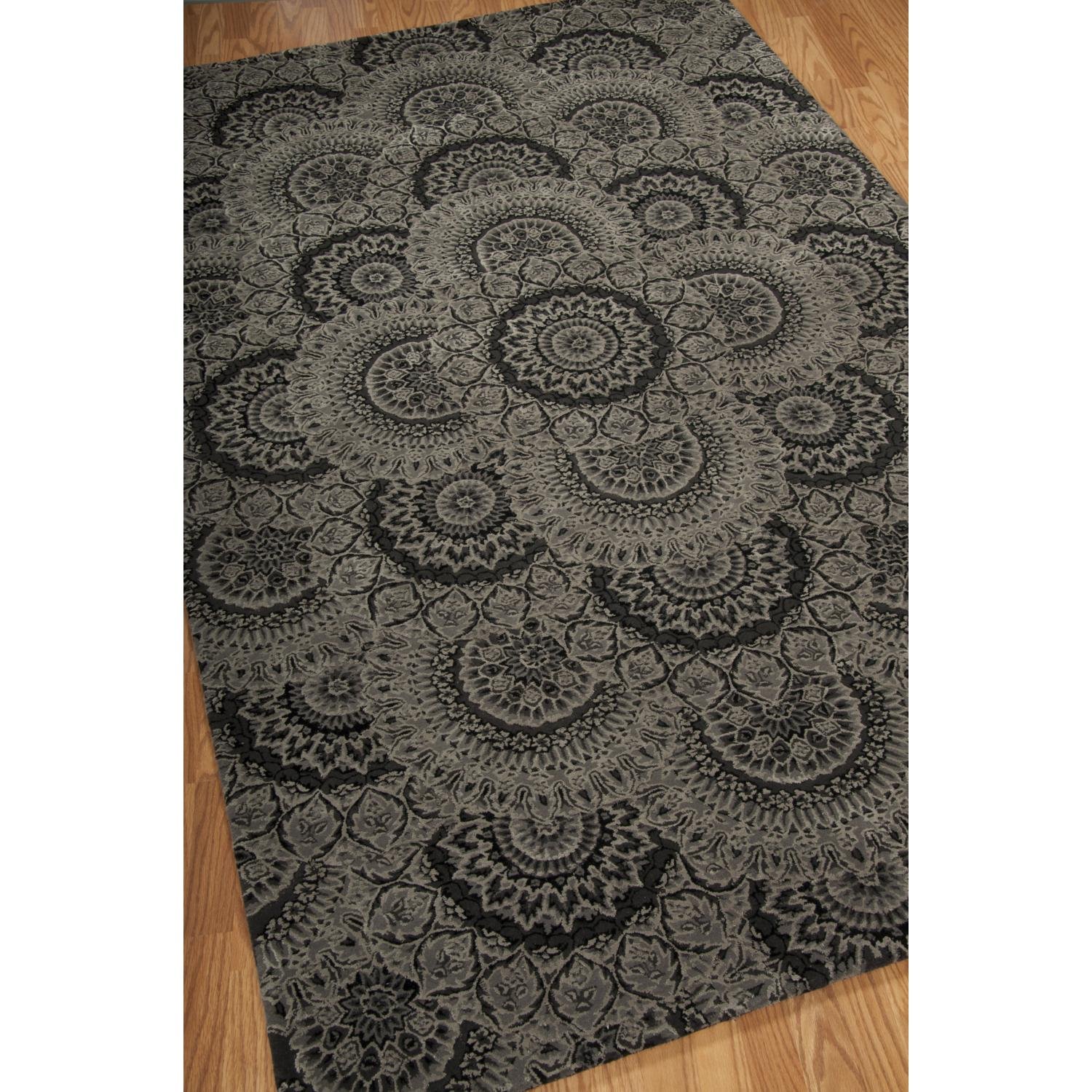Nourison 2000 Traditional Black/Grey 7'9