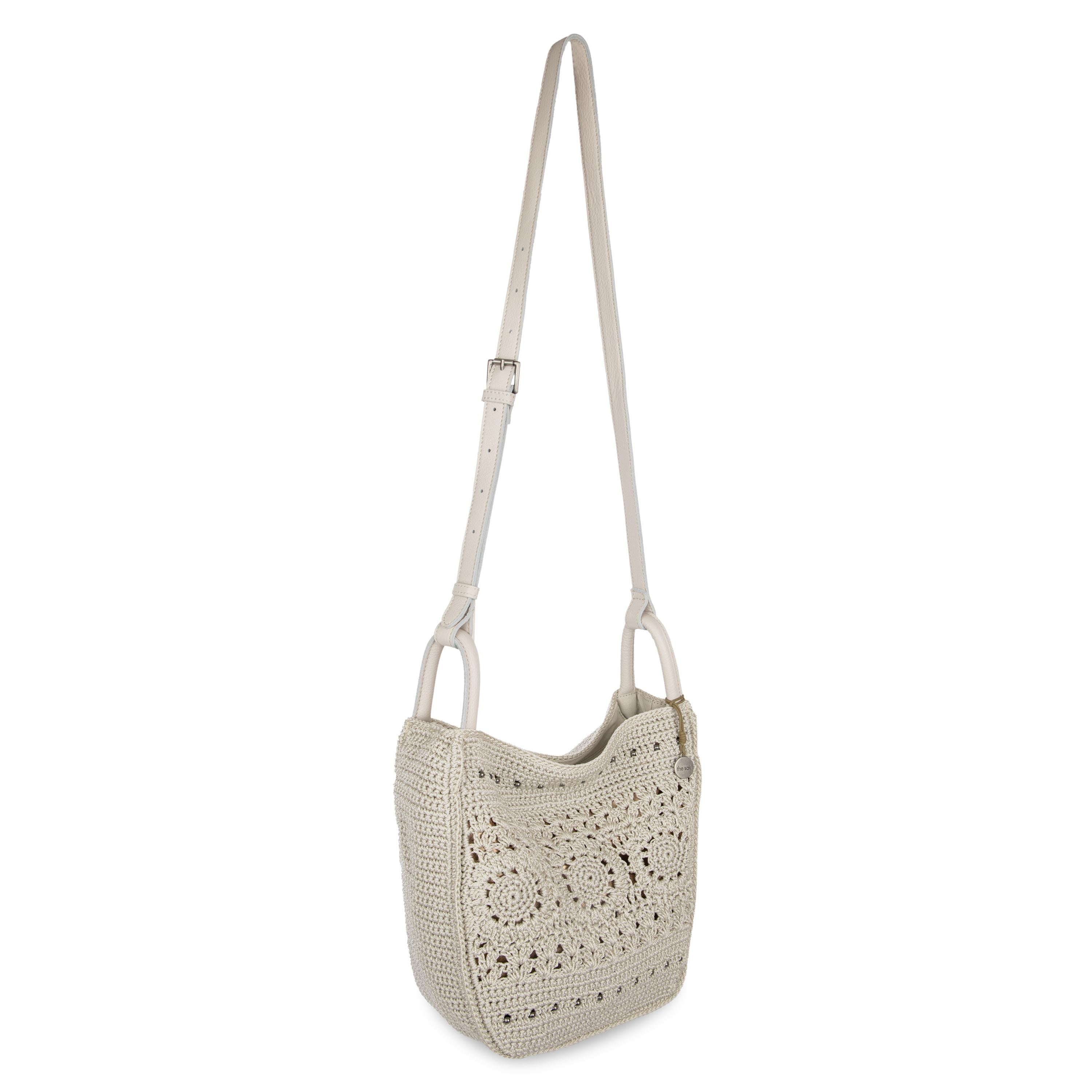 Hand Crochet Los Feliz Crossbody Bag with Natural Medallion - Boho Chic Purse for Women, Perfect for Travel, Shopping & Everyday Use