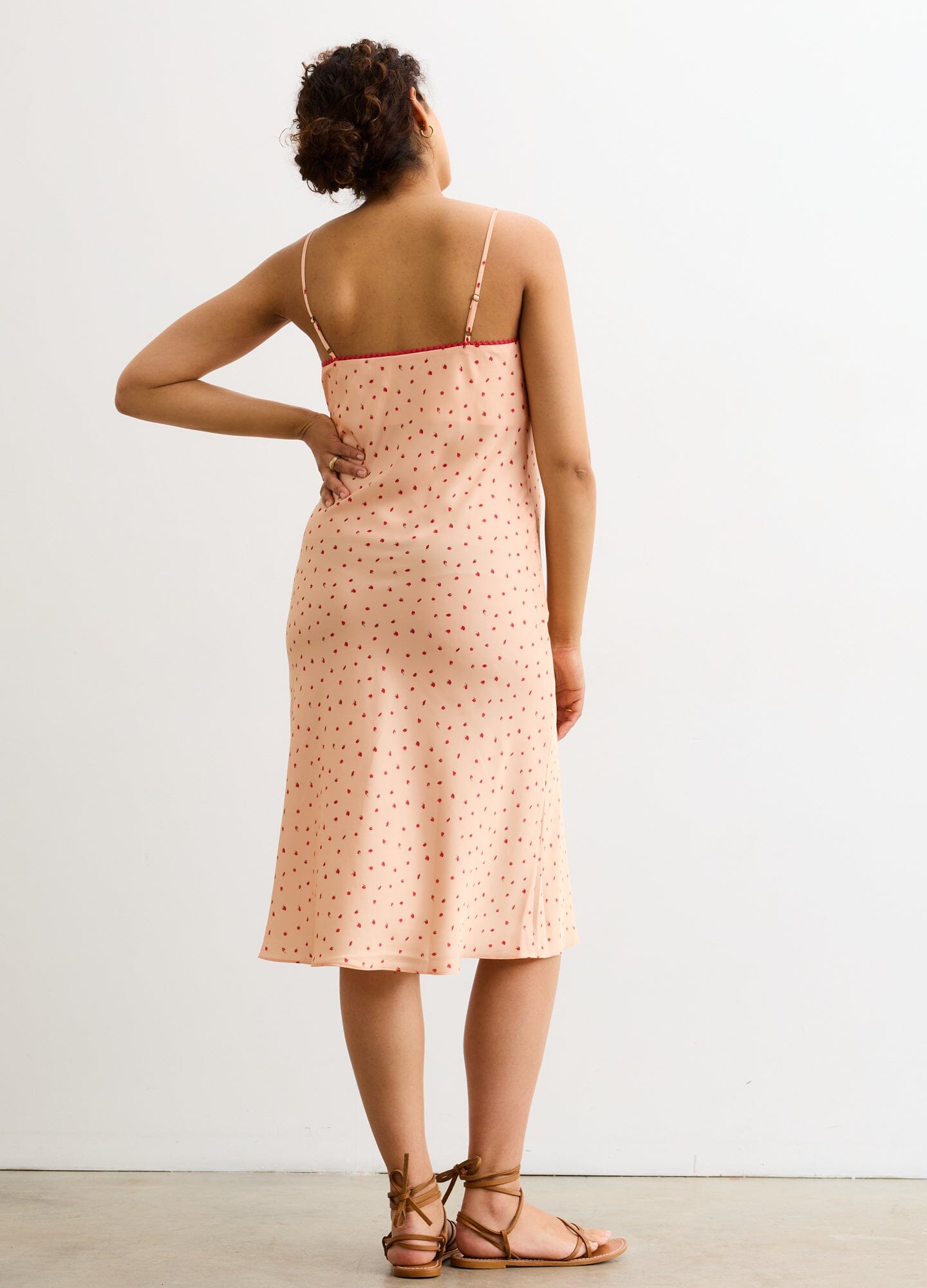 Roseberry Floral Slip Dress - Women's Summer Flowy Midi Dress with V-Neck & Adjustable Straps | Perfect for Beach Vacations, Date Nights & Garden Parties