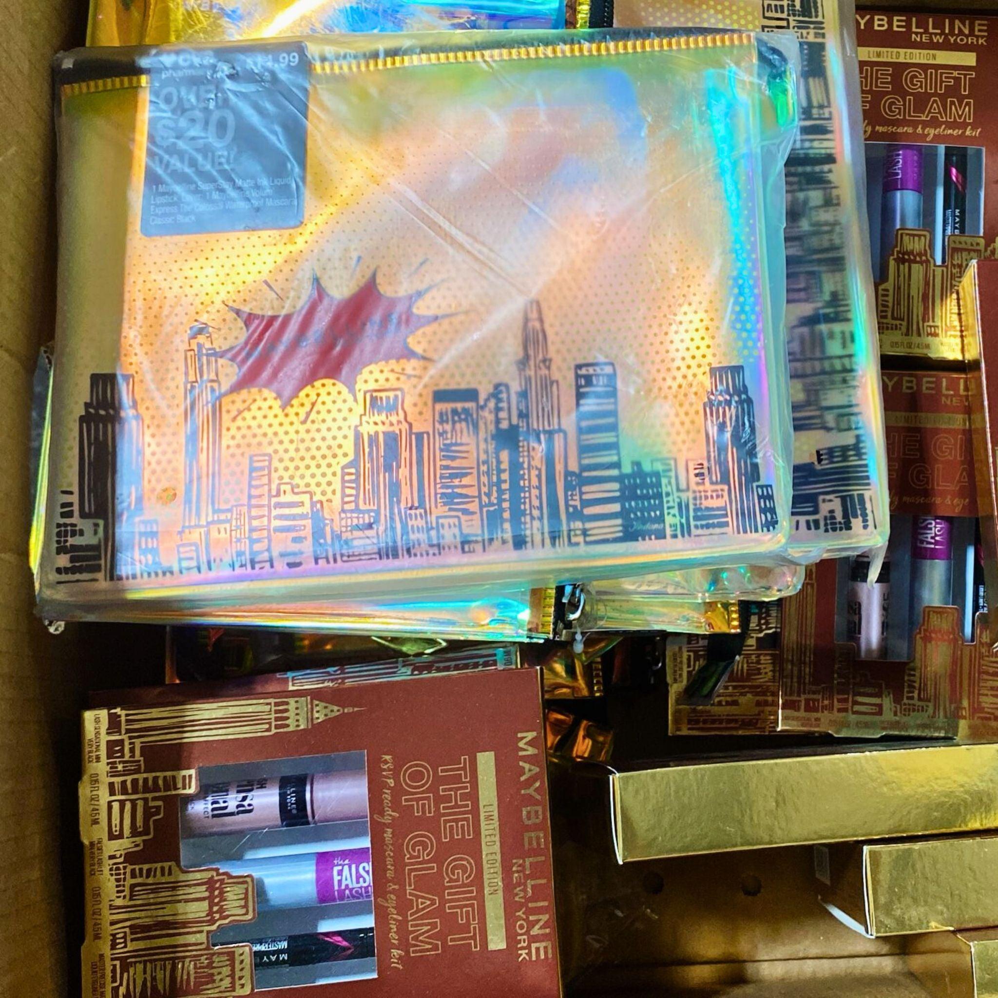 Maybelline New York Cosmetic Bags 30-Piece Set - Travel Makeup Organizer for Women, Perfect for Gym, Vacation & Daily Beauty Essentials Storage