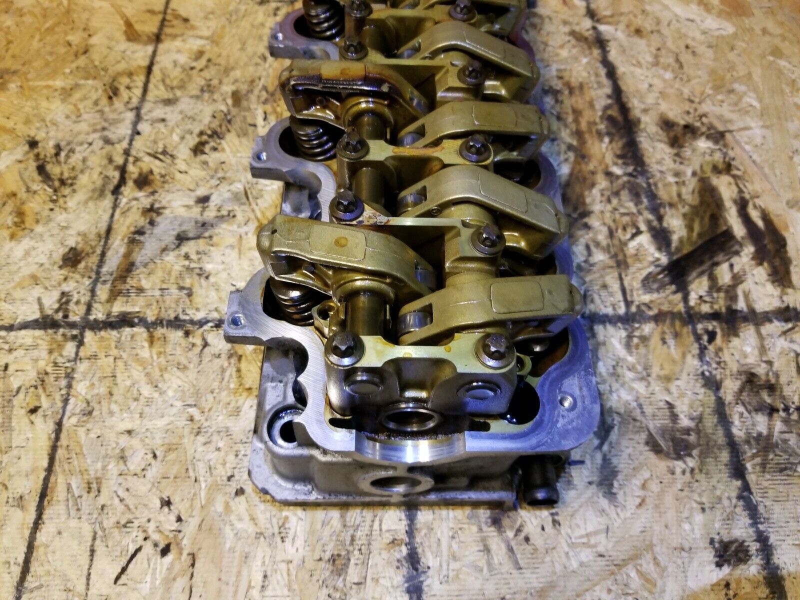 2003-2006 Mercedes CL500 Left Driver Side Engine Cylinder Head OEM M113 5.0L V8 - Perfect Replacement for Performance Repair & Restoration Projects