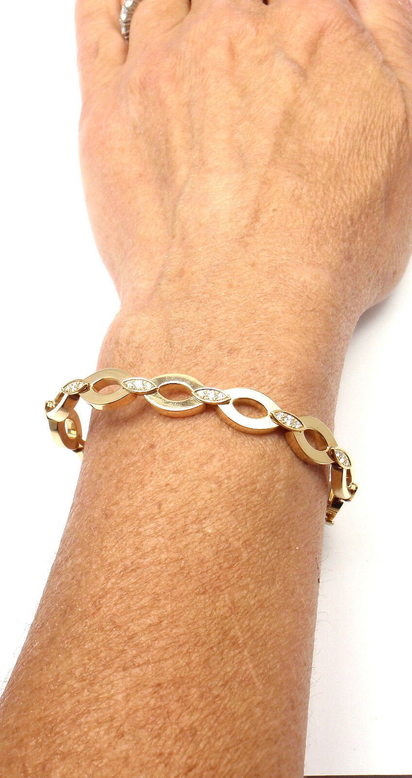 Authentic Cartier 18K Yellow Gold Diamond Diadea Link Bracelet - Luxury Jewelry for Women, Perfect for Weddings, Anniversaries & Special Occasions