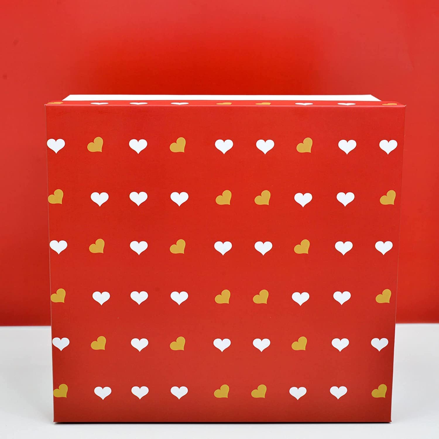 Premium Rigid Gift Box with Red Hearts - 23x24x12cm Reusable Valentine's Day Packaging Box for Gifts, Hampers & Special Occasions | Perfect for Wedding Favors, Birthday Presents & Holiday Gift Giving
