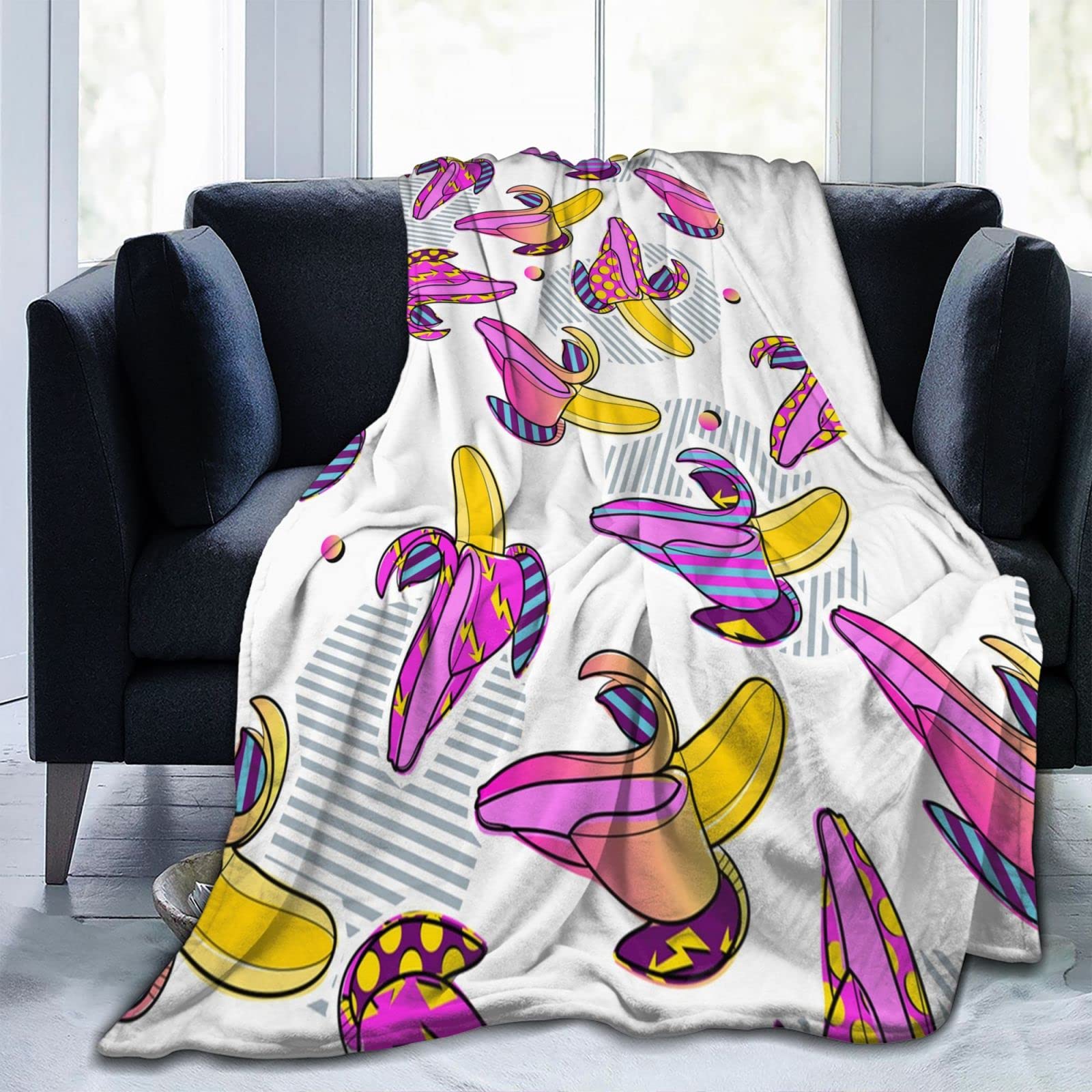 Graffiti Art Fleece Throw Blanket - Super Soft Flannel Blanket for Couch, Sofa & Bed - Cozy Blanket for Teens & Adults - Perfect for Lounging, Netflix Nights & Dorm Decor