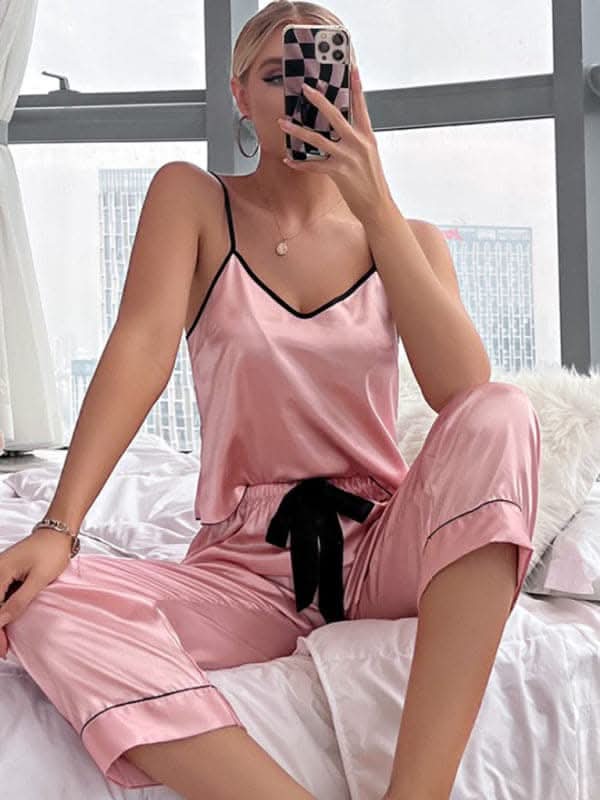 Stylish Color Block V-Neck Pajama Set for Women - Soft Sleepwear & Lounge Wear for Comfortable Nights and Relaxing at Home