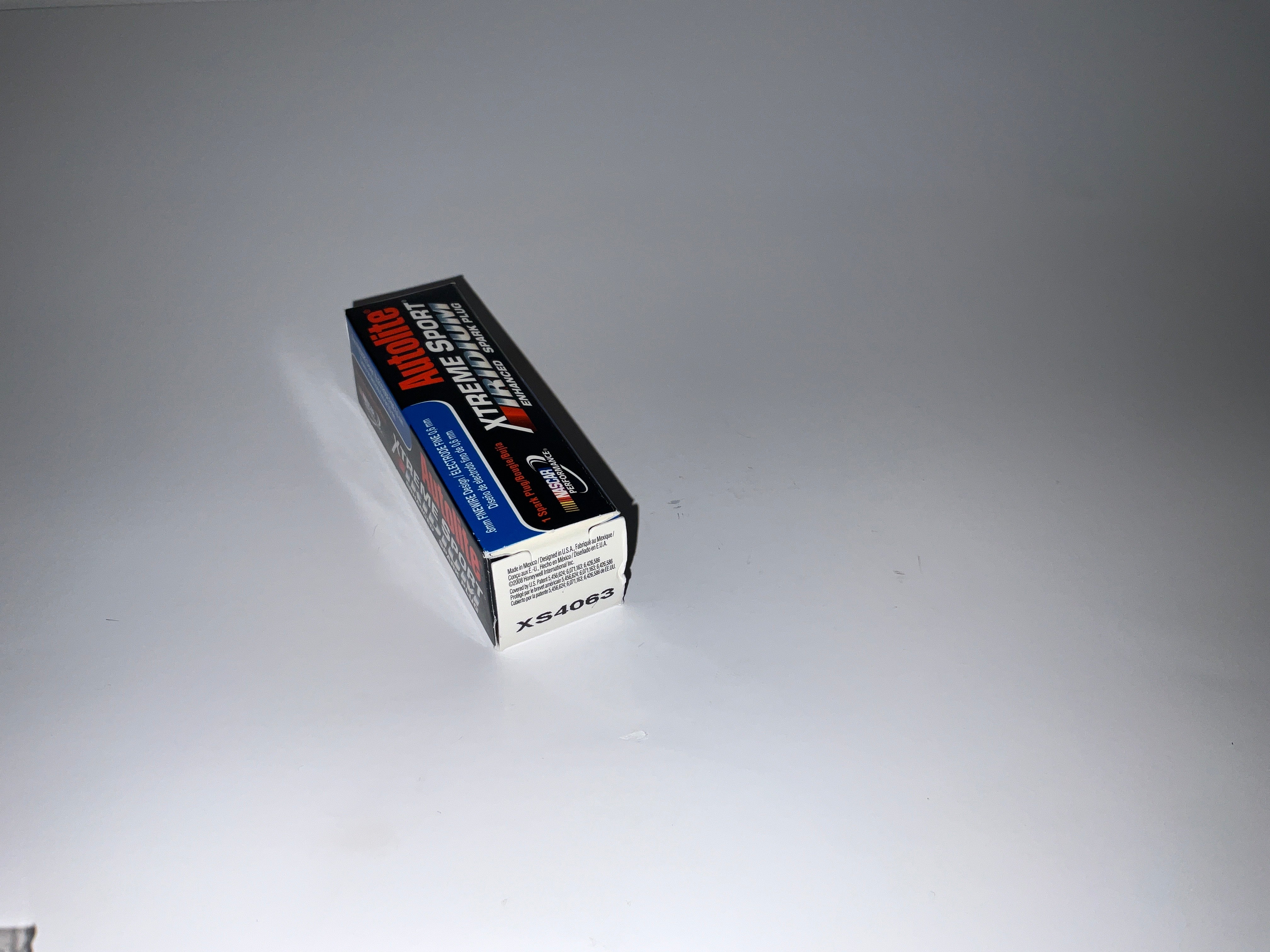 Autolite XS4063 Spark Plug - High Performance Replacement for R/B ECMU0033C - Ideal for Automotive, Marine & Small Engine Use