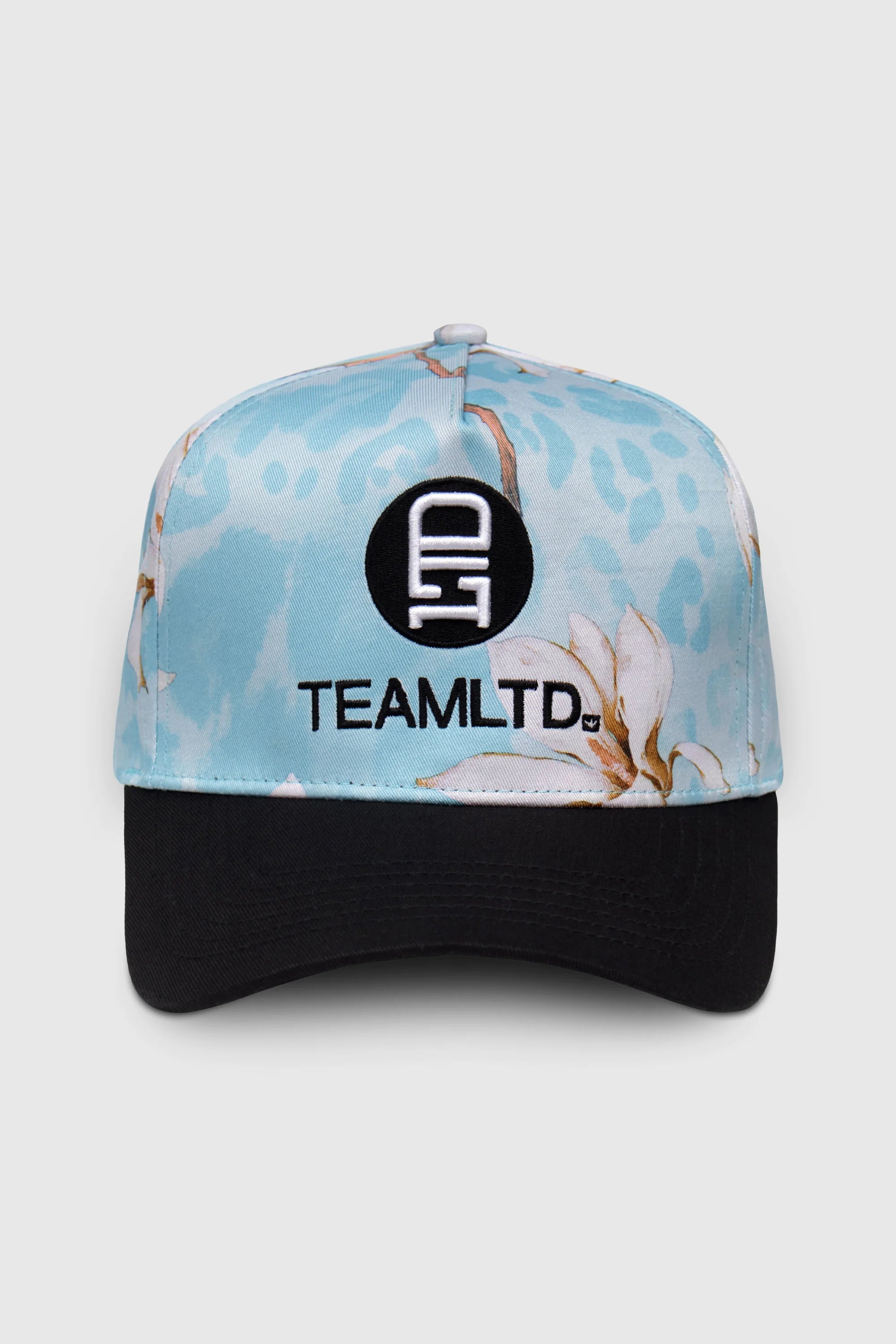 Curved Logo Snapback Hat - Adjustable Baseball Cap for Men & Women - Stylish & Comfortable - Perfect for Sports, Outdoor Activities & Casual Wear