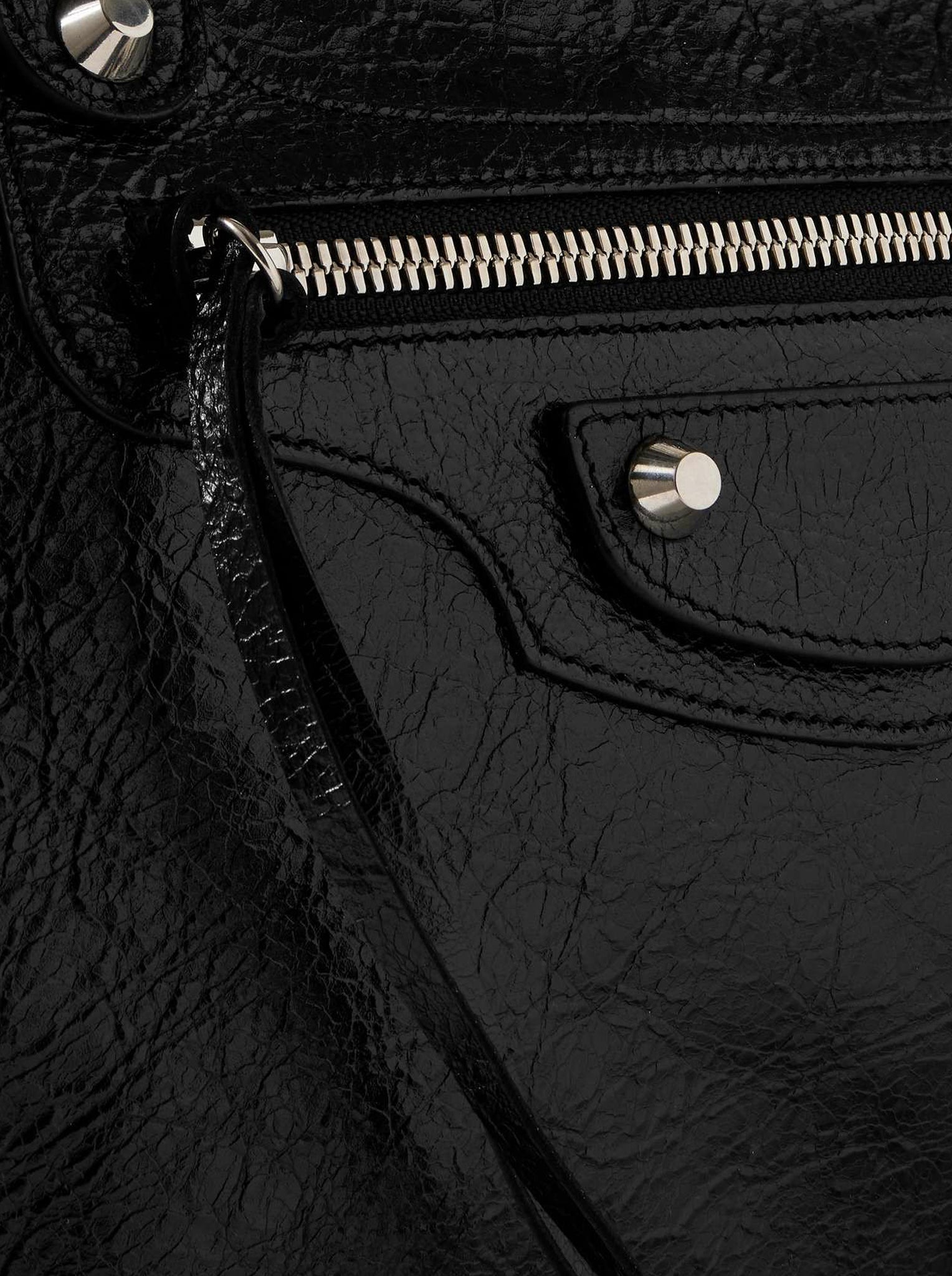 LE CITY ARENA MEDIUM BAG - Stylish & Durable Crossbody Bag for Women | Perfect for Work, Travel & Everyday Use
