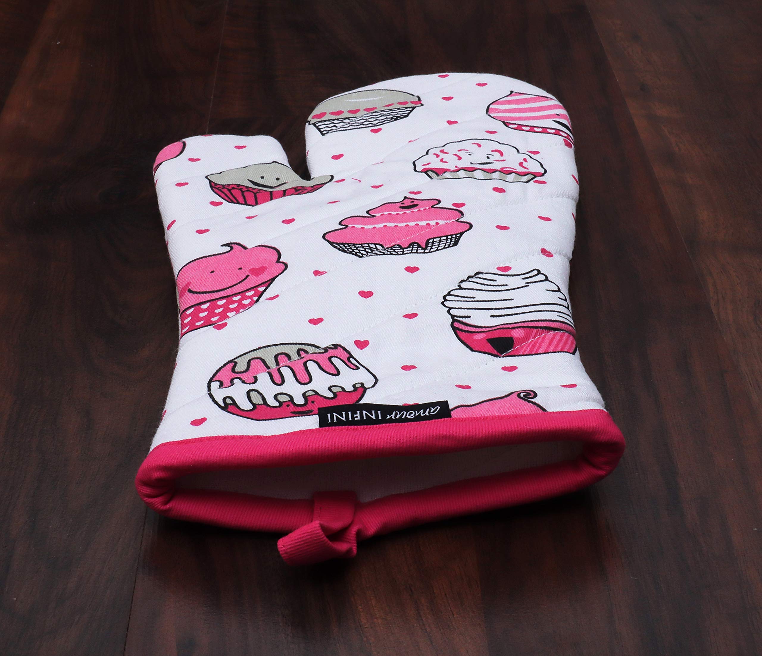 AMOUR INFINI Heat Resistant Oven Mitt & Pot Holder Set - Non-Slip, Reusable Kitchen Accessories for Baking, Grilling & Cooking | Perfect for Stovetop, Oven & BBQ Use