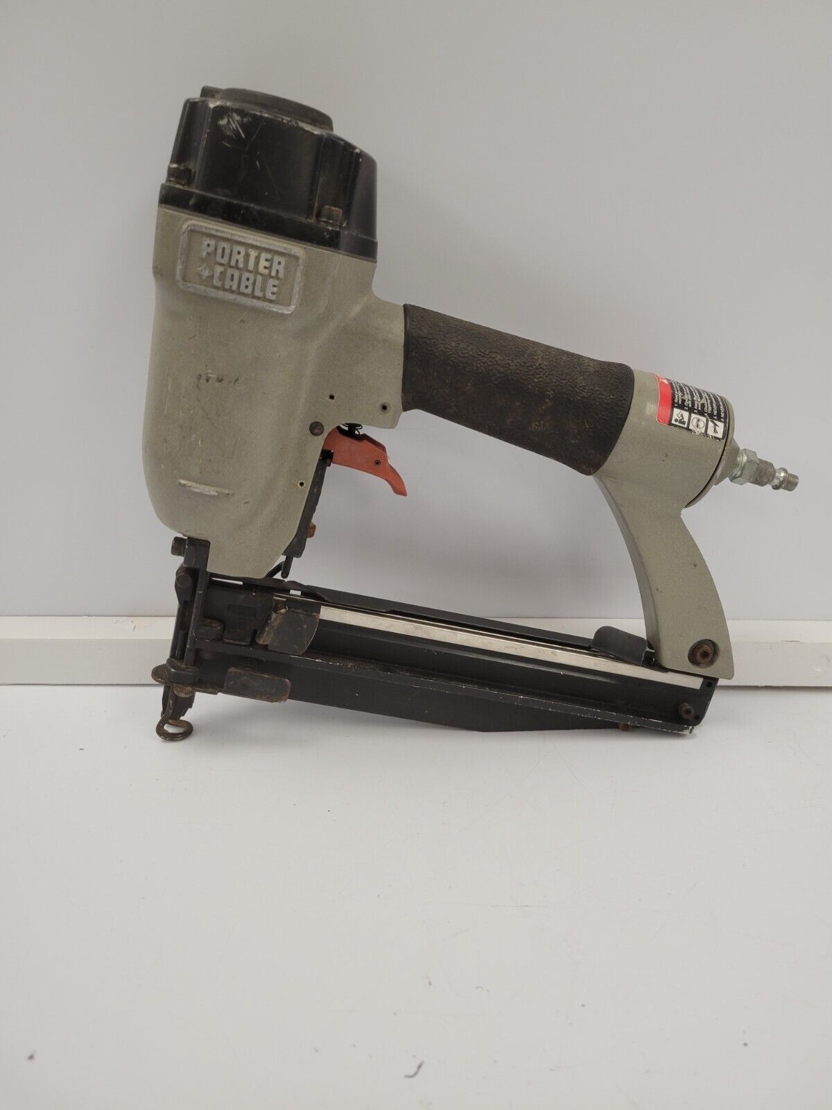 Porter Cable FN250B 18-Gauge 2-Inch Brad Nailer - Lightweight & Durable for Woodworking, Carpentry, and DIY Home Projects