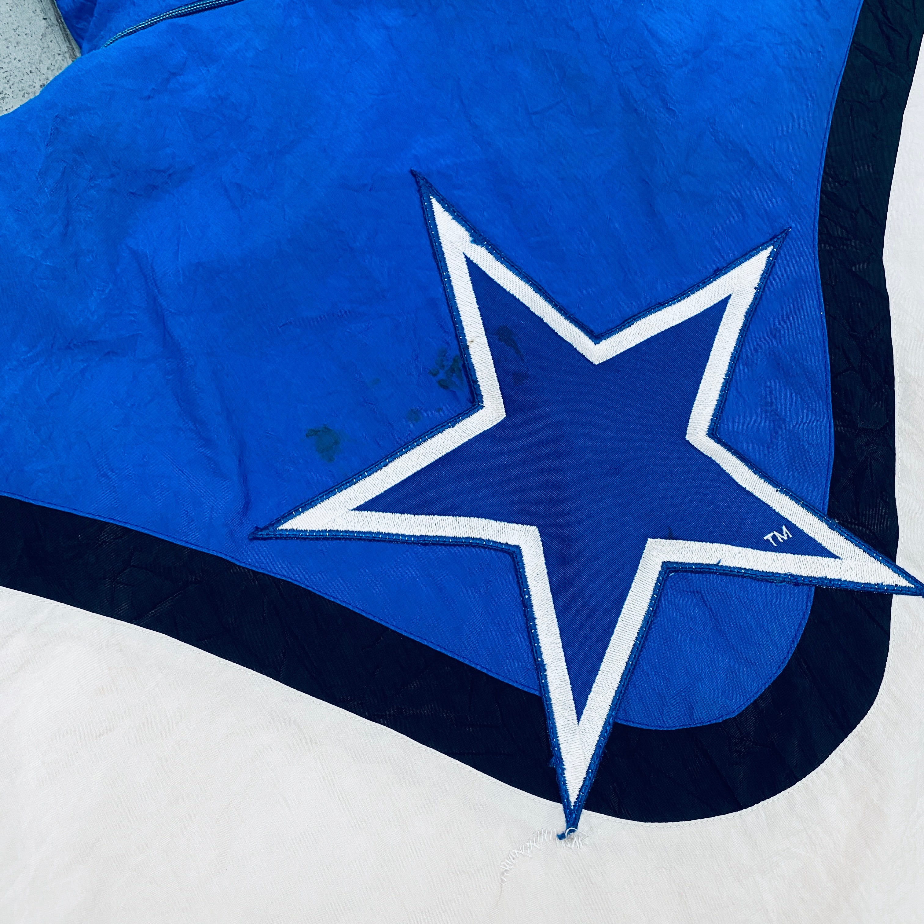 Dallas Cowboys: 1990's Apex One Ice Cream Man Wave Fullzip Proline Jacket (L)