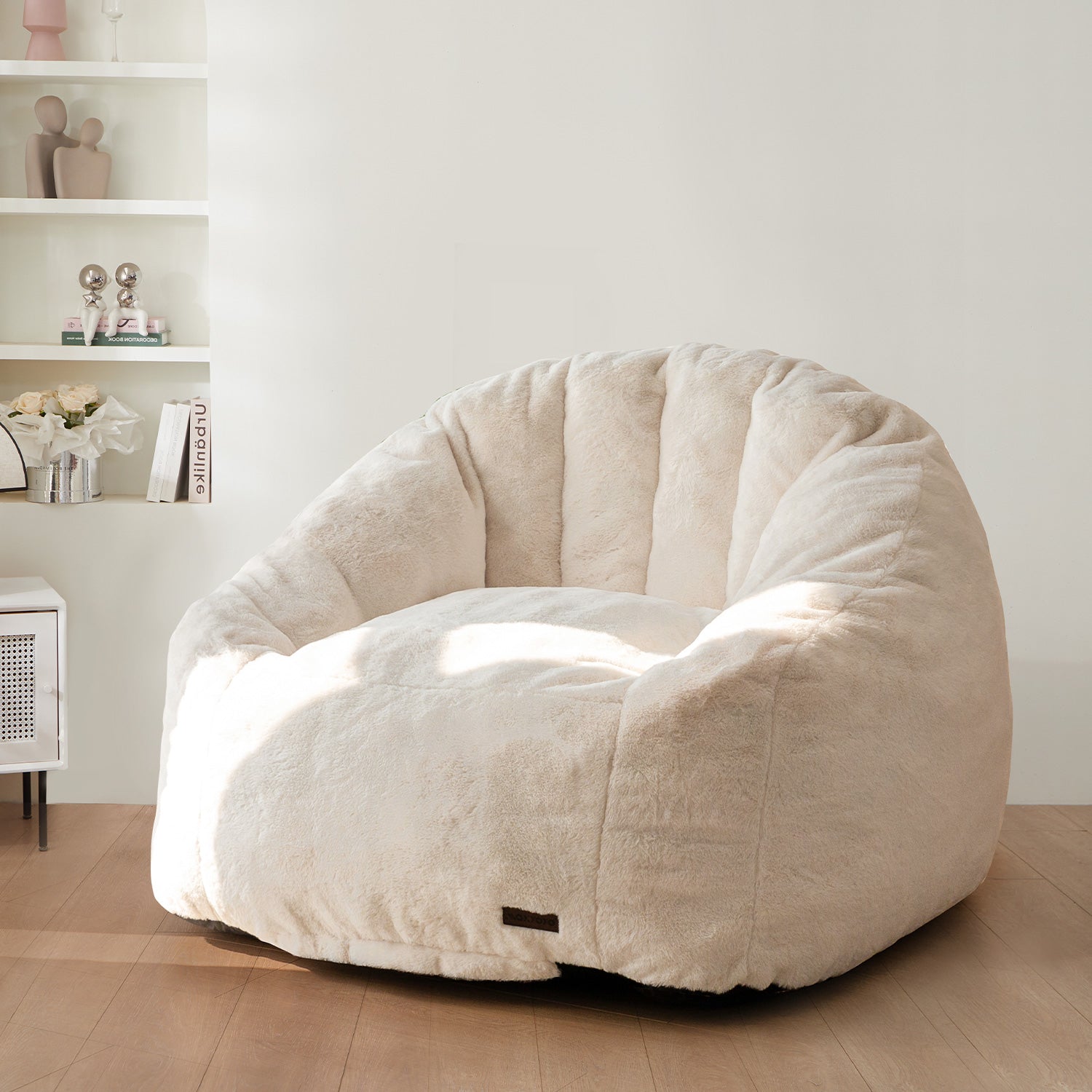 MAXYOYO Giant Bean Bag Chair - Oversized Faux Fur Shell Design with Premium Filler | Ultra Comfortable Lounge Chair for Living Room, Bedroom, Game Room & Dorm