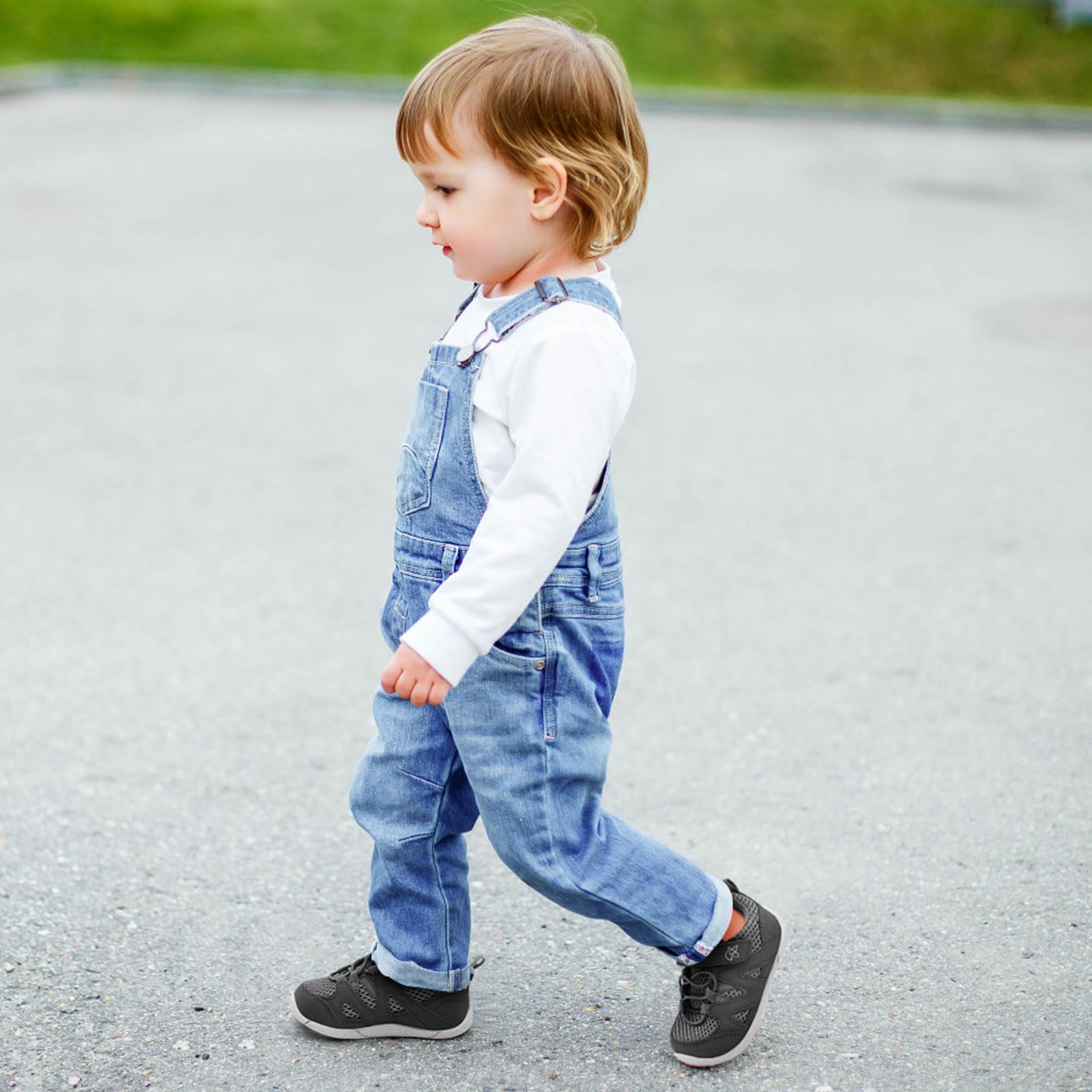 LeIsfIt Baby Walking Shoes for Boys & Girls - Non-Slip First Walker Sneakers with Breathable Mesh - Soft Sole Infant Shoes for 6-24 Months - Perfect for Indoor Play, Outdoor Activities & Special Occasions
