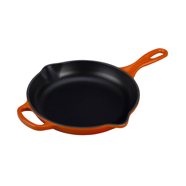 Le Creuset Signature 10.25 Inch Enameled Cast Iron Skillet - Premium Non-Stick Cookware for Searing, Baking & Frying - Perfect for Stovetop, Oven & Grill Use