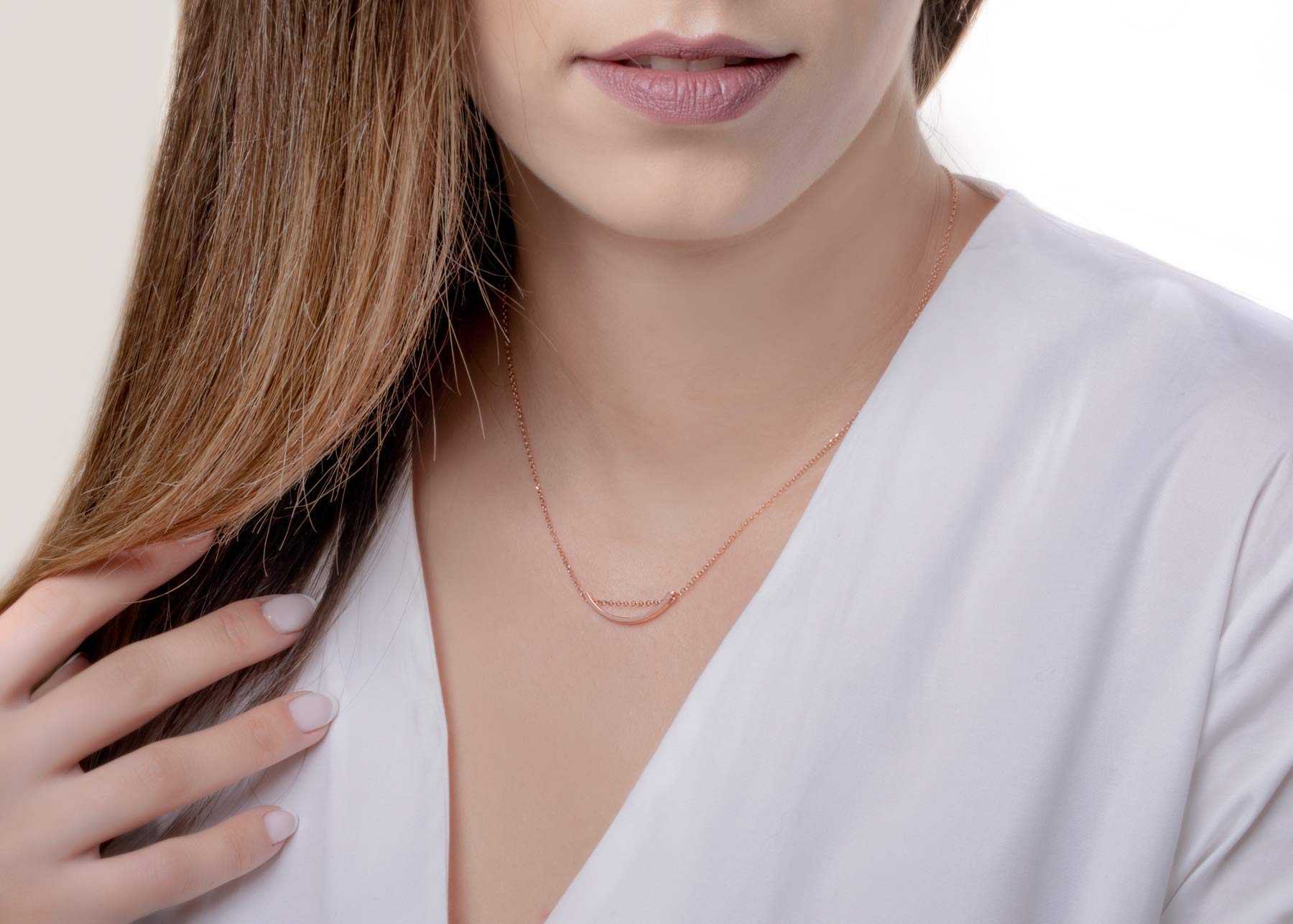 Elegant Jewelry Box - Floating Bar Necklace for Women, 9K 14K 18K Solid Gold Curved Bar Necklace | Perfect for Gifts, Date Nights & Special Occasions