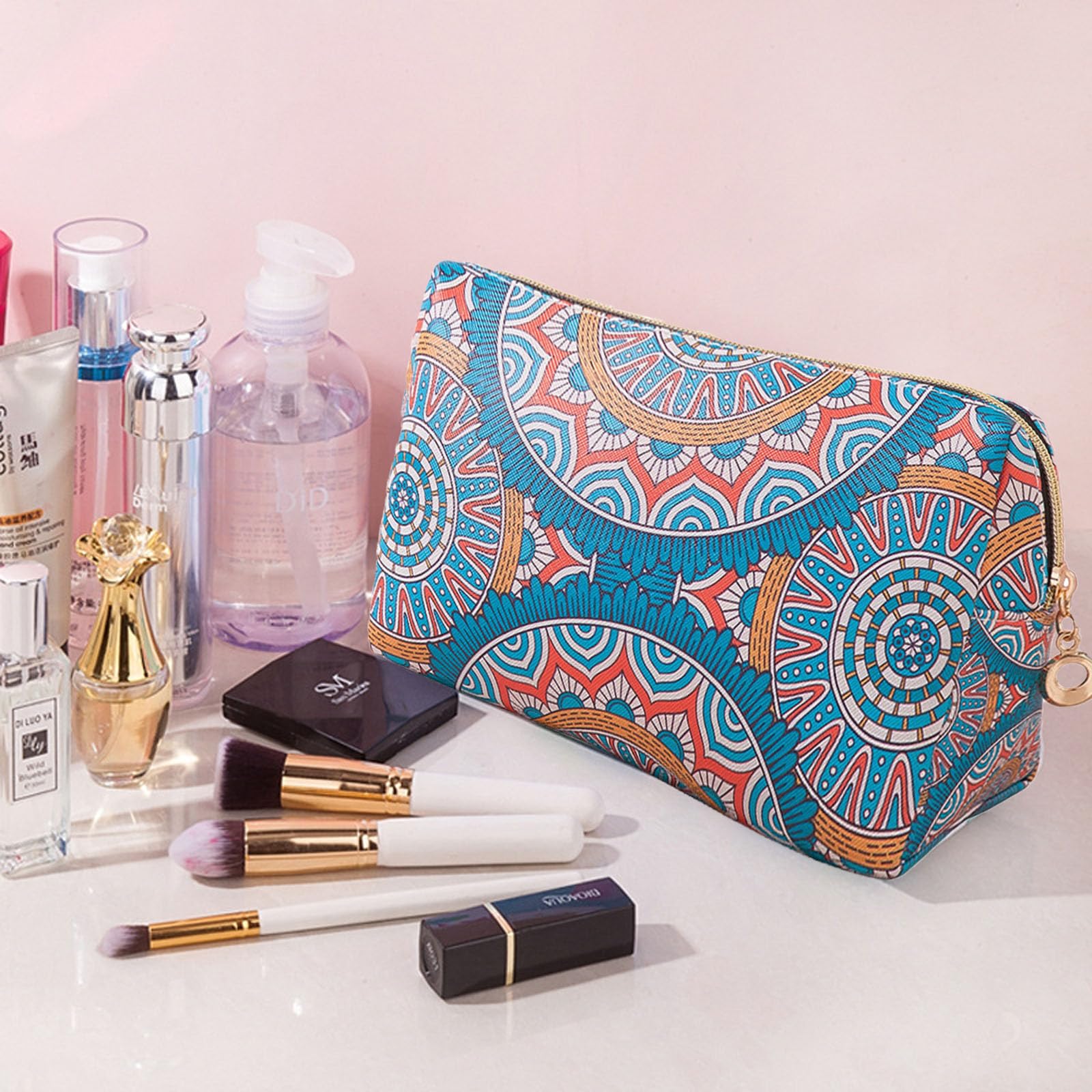 Stylish Cosmetic Bag for Women - Waterproof Makeup Organizer with Spacious Capacity - Perfect Travel Toiletry Bag for Makeup Brushes, Lipsticks & Skincare Essentials (Ideal for Vacation, Gym & Daily Use)