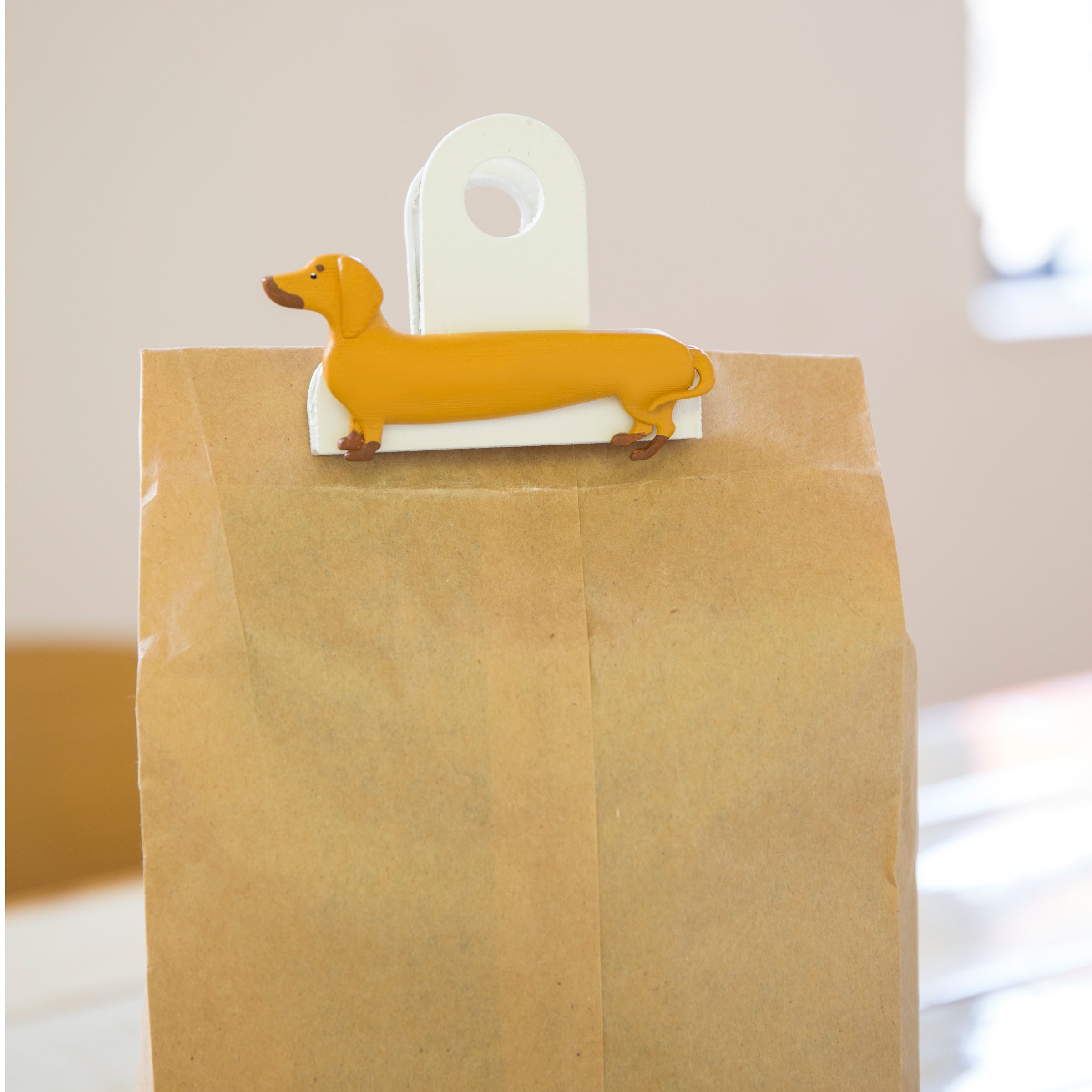 Dog Bag Clips - Secure & Reusable Food Bag Sealer Clips for Dog Treats, Snacks, and Kibble - Perfect for Storage, Travel, and Freshness Protection