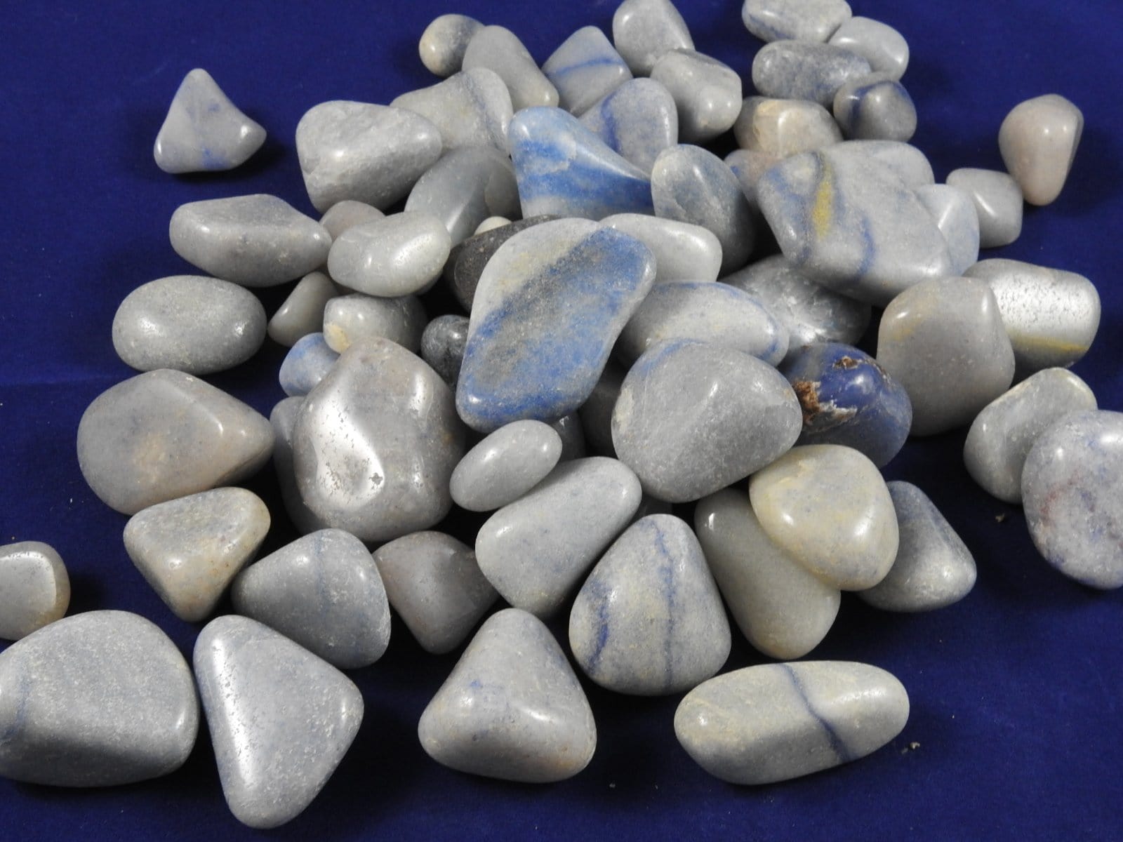 Natural Blue Quartz Crystals - 1 lb Bulk Raw Stones for Healing, Jewelry Making & Decor | Perfect for Reiki, Meditation & Home Decoration
