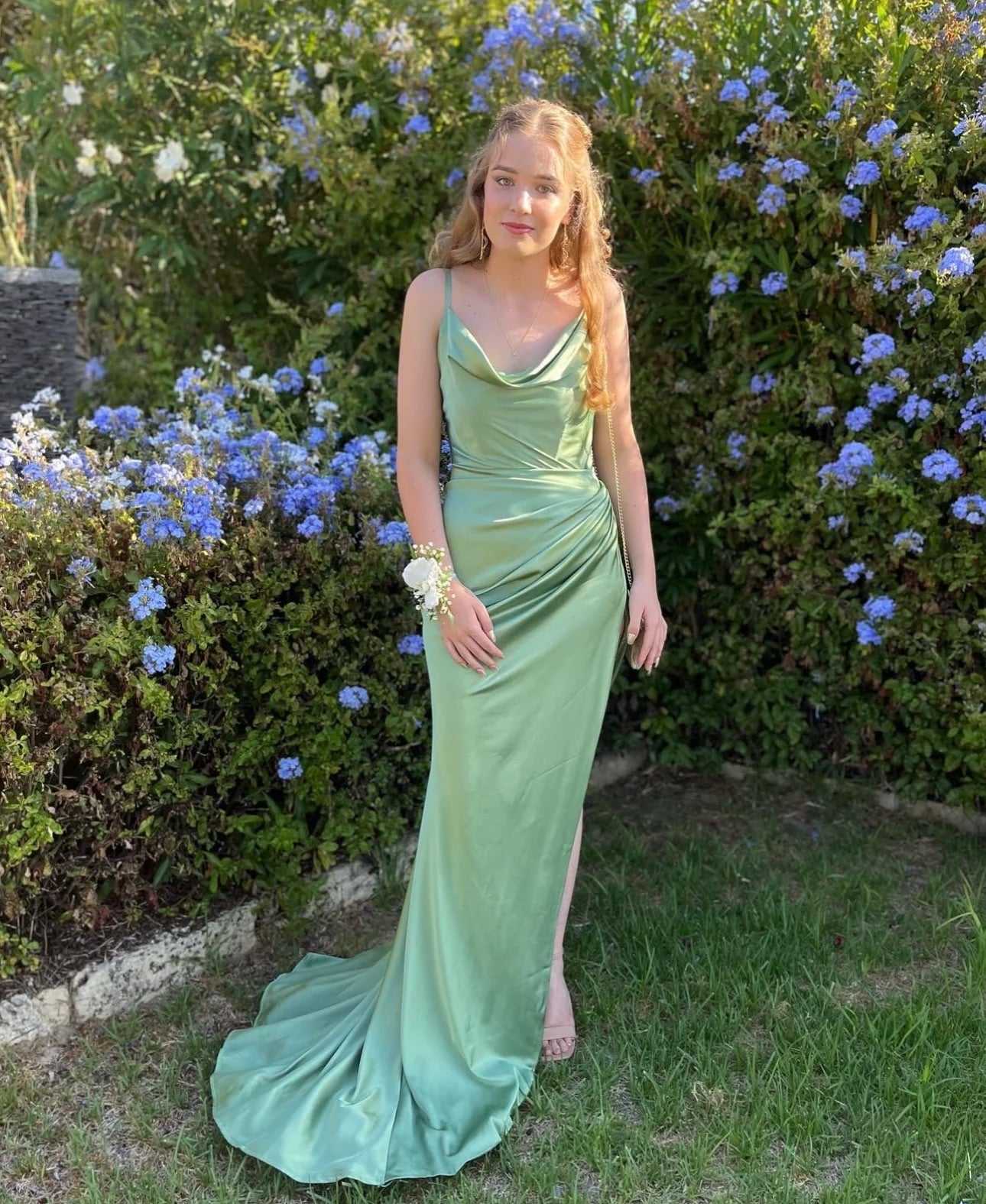 Elegant Green Sheath Prom Dress for Women - Formal Evening Gown for Party, Homecoming, Wedding Guest - Style J5870