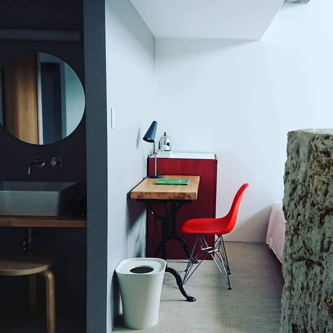 Stylish Birdy Table Lamp - Modern LED Desk Light for Home & Office Decor - Perfect for Bedroom, Living Room, and Study Spaces