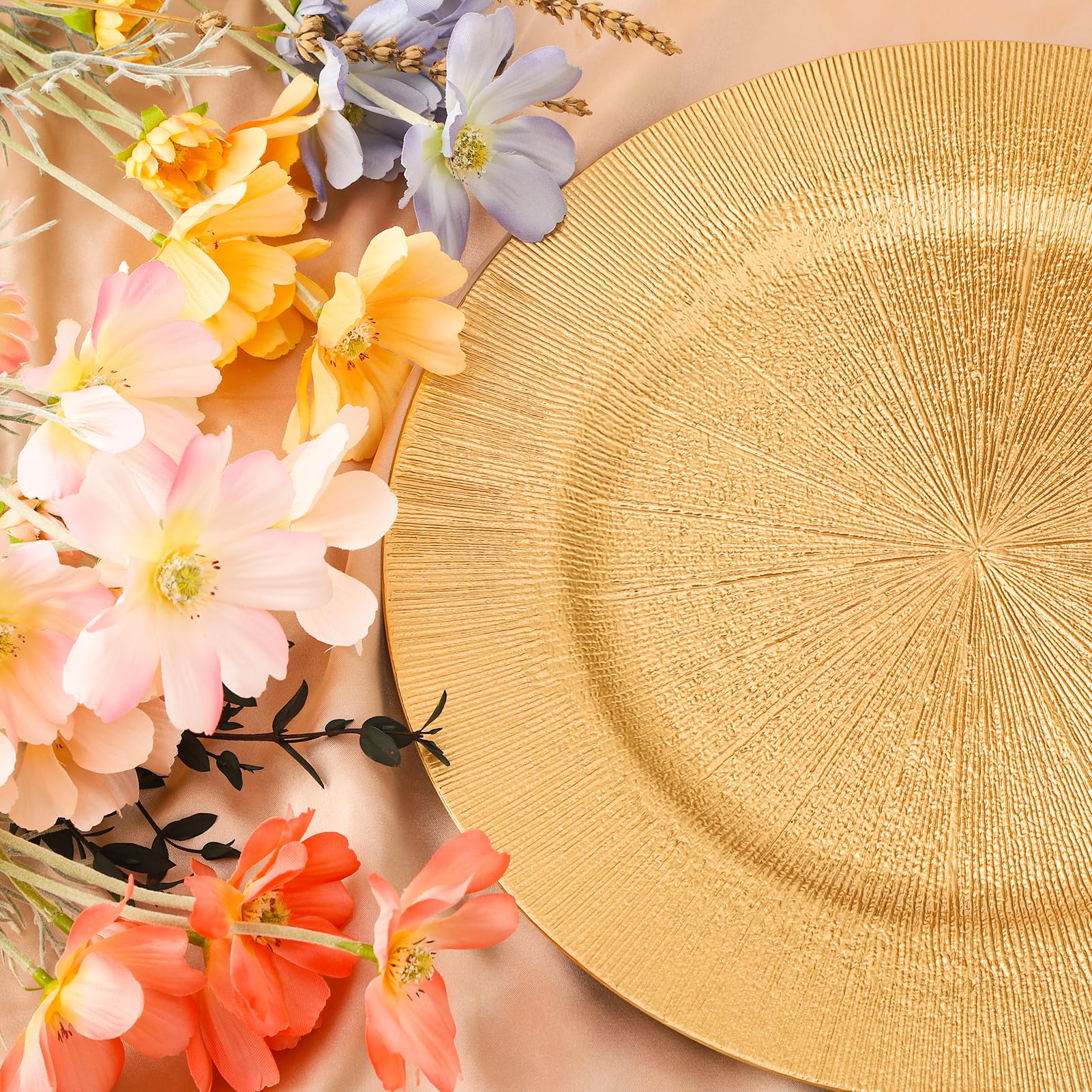 18-Piece Gold Charger Plates Set - 13 Inch Elegant Textured Plastic Chargers for Weddings, Parties & Events - Reusable Tableware & Dinner Plate Decor for Formal Dining, Buffets & Special Occasions