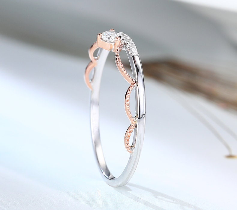Vintage Art Deco Women's Wedding Ring - 14K Two-Tone Gold Diamond & Moissanite Stackable Band for Bridal, Anniversary & Promise Rings | Perfect for Engagement, Vow Renewal & Special Occasions