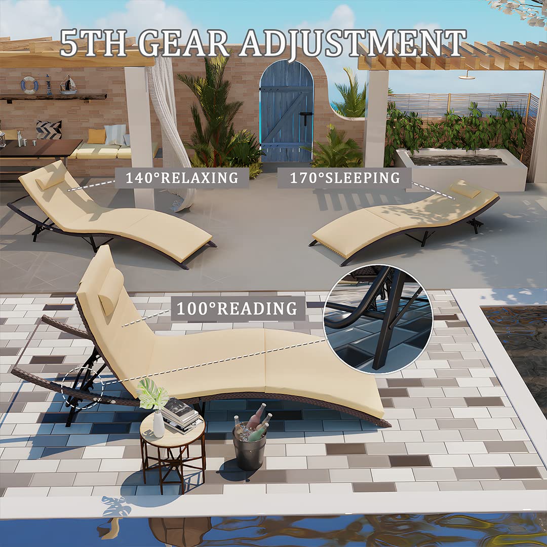 Kullavik 3-Piece Outdoor Chaise Lounge Set with Folding Pool Chairs & Rattan Table - Khaki Patio Furniture for Backyard, Poolside & Garden Relaxation