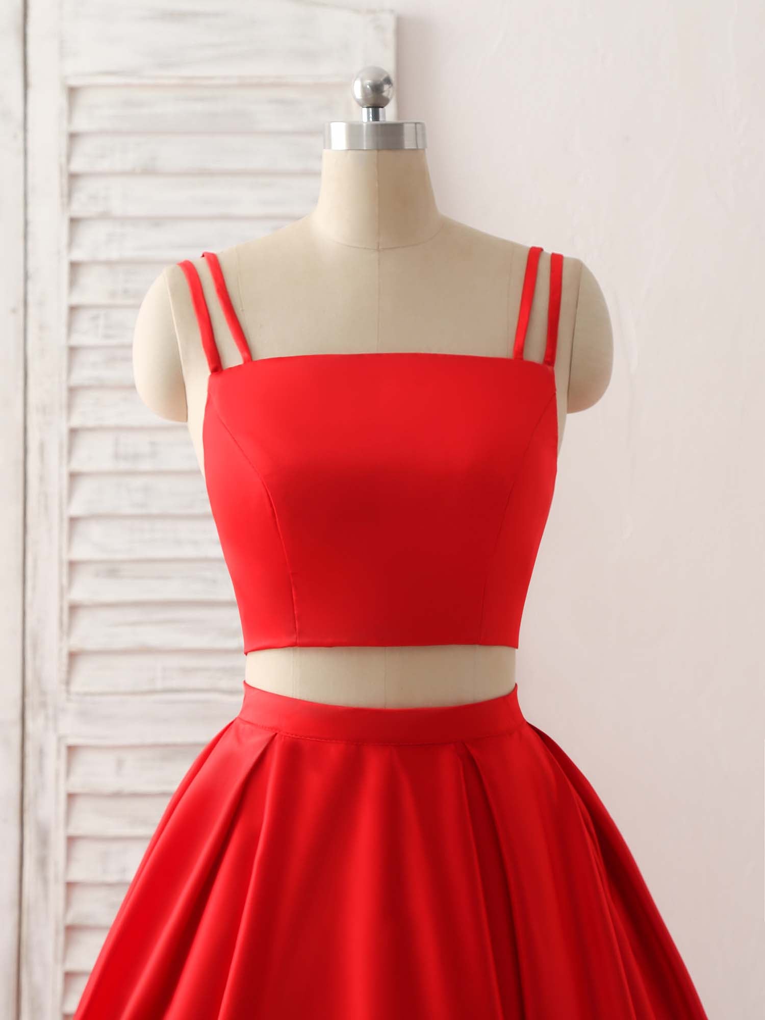 Elegant Red Satin Two-Piece Prom Dress - Simple Long Evening Gown for Formal Events, Homecoming & Special Occasions