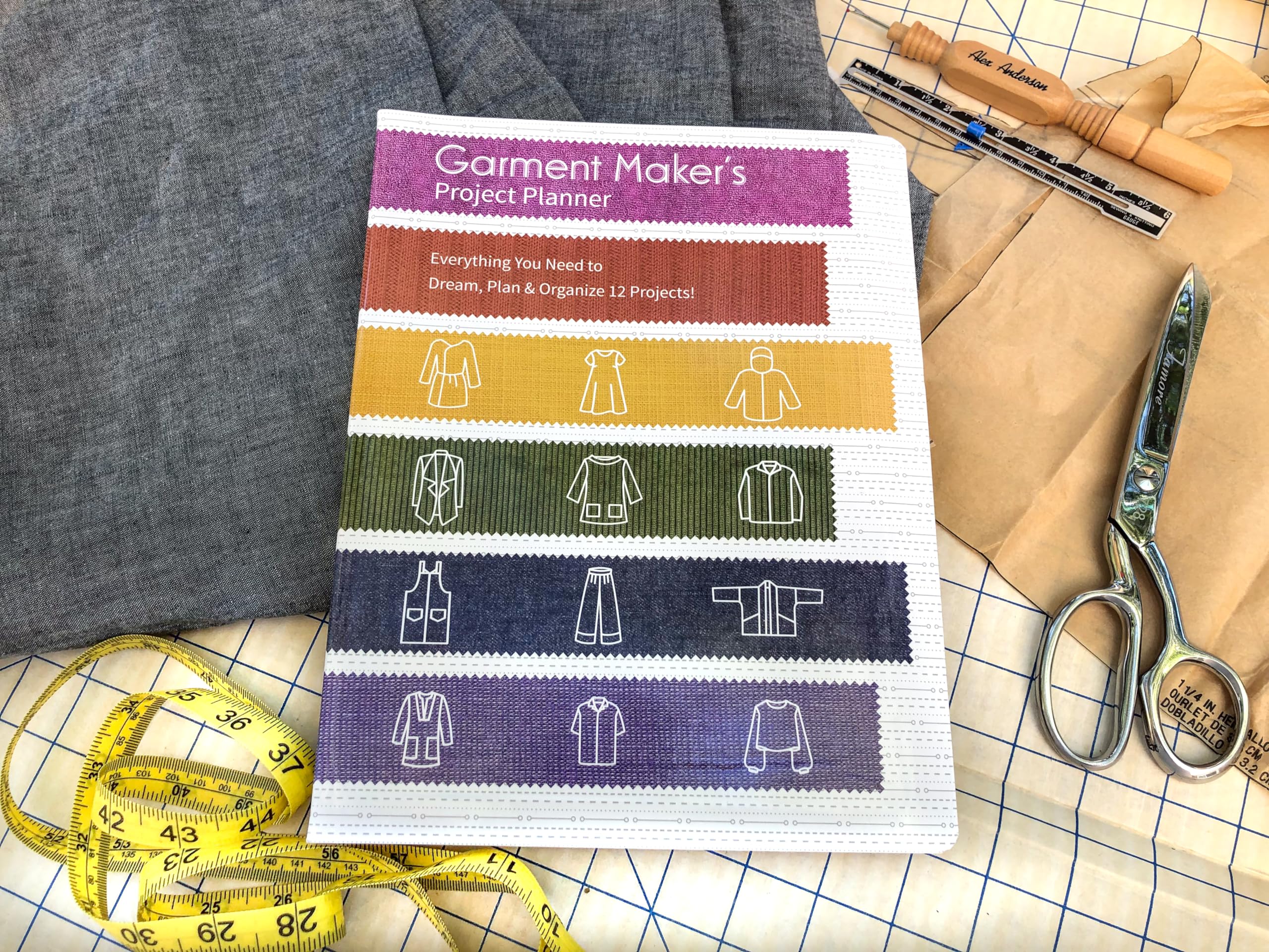 Garment Maker's Project Planner - Ultimate Dream, Plan & Organize Tool for 12 Sewing Projects | Perfect for DIY Fashion Designers & Craft Enthusiasts | Home Studio & Workshop Essential