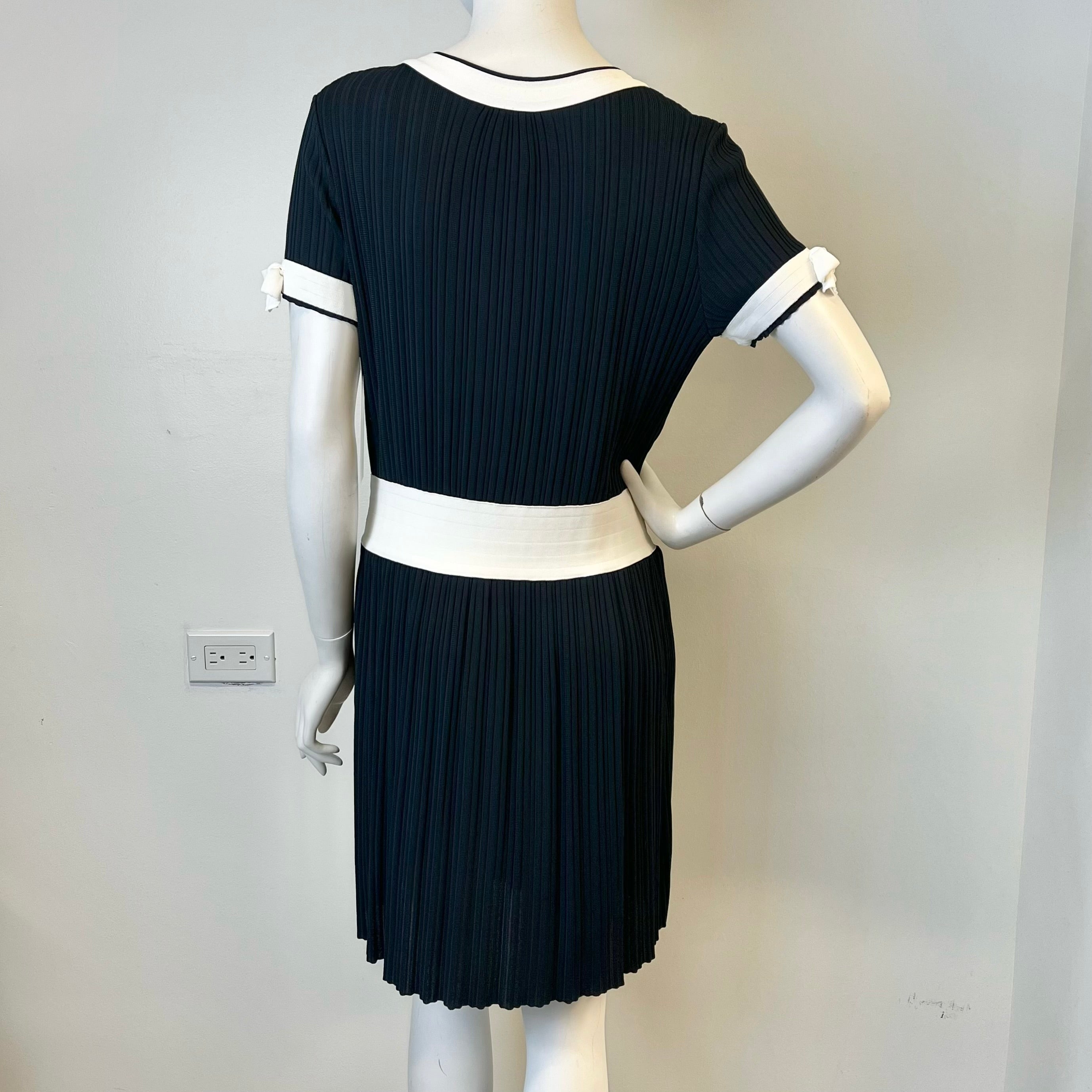 Chanel Women's Elegant Dress - Classic & Stylish Fashion for Parties, Weddings & Special Occasions