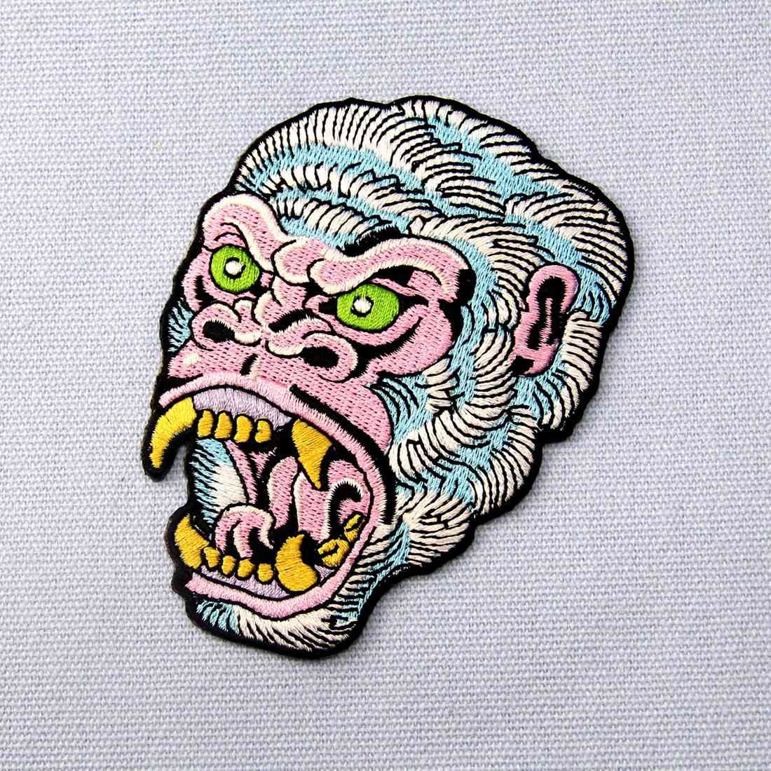 Roaring Gorilla Iron On Patch - Embroidered Applique for Jackets, Hats & Bags - DIY Sew On Emblem for Denim, Backpacks & DIY Crafts