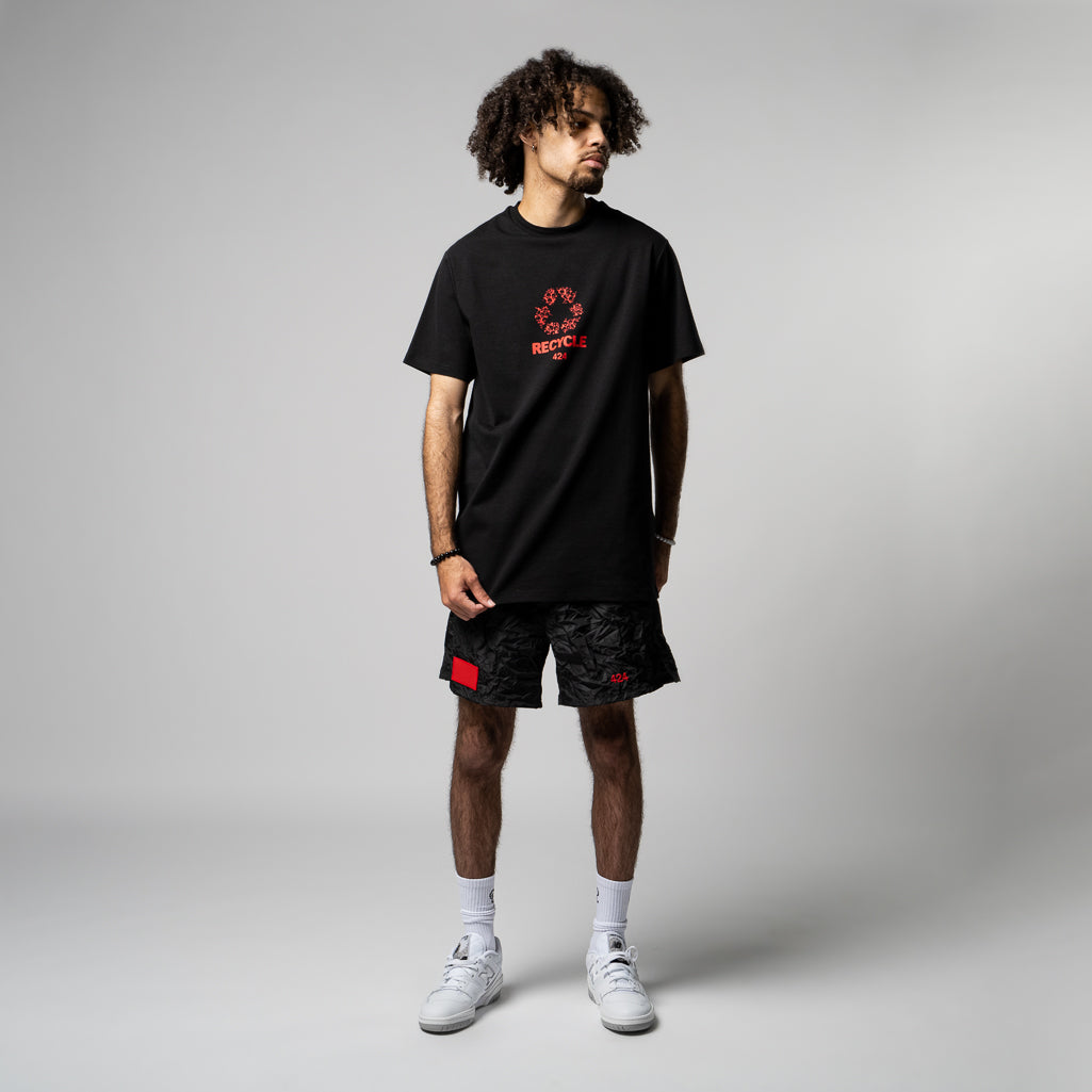 424 Recycled Cotton T-Shirt for Men & Women - Black/Red - Eco-Friendly Casual Wear for Everyday Outfits & Sustainable Fashion