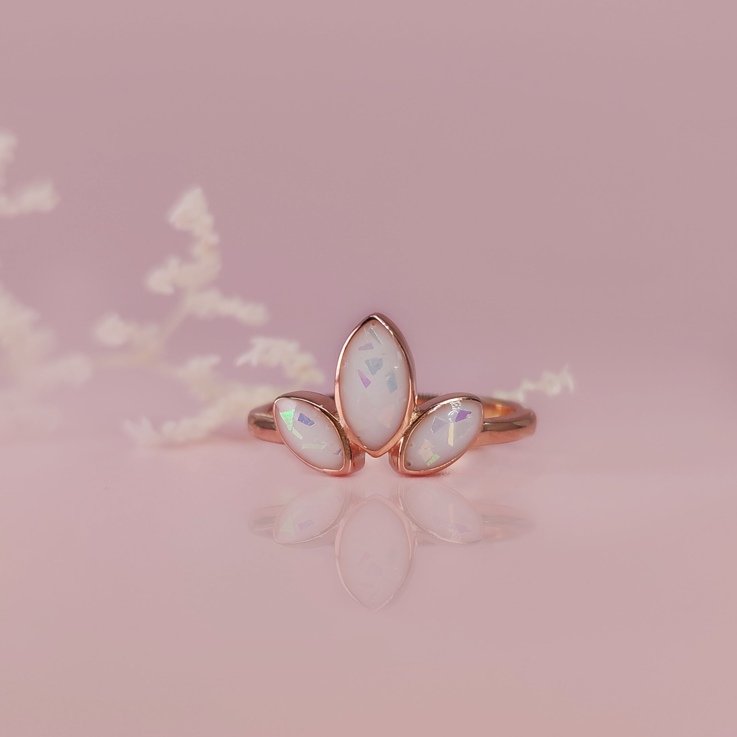 HeirloomClover Solid Gold Four Leaf Clover Breast Milk Jewelry Ring - Perfect for Nursing Mothers, Memorial Keepsake & Unique Gift for New Moms