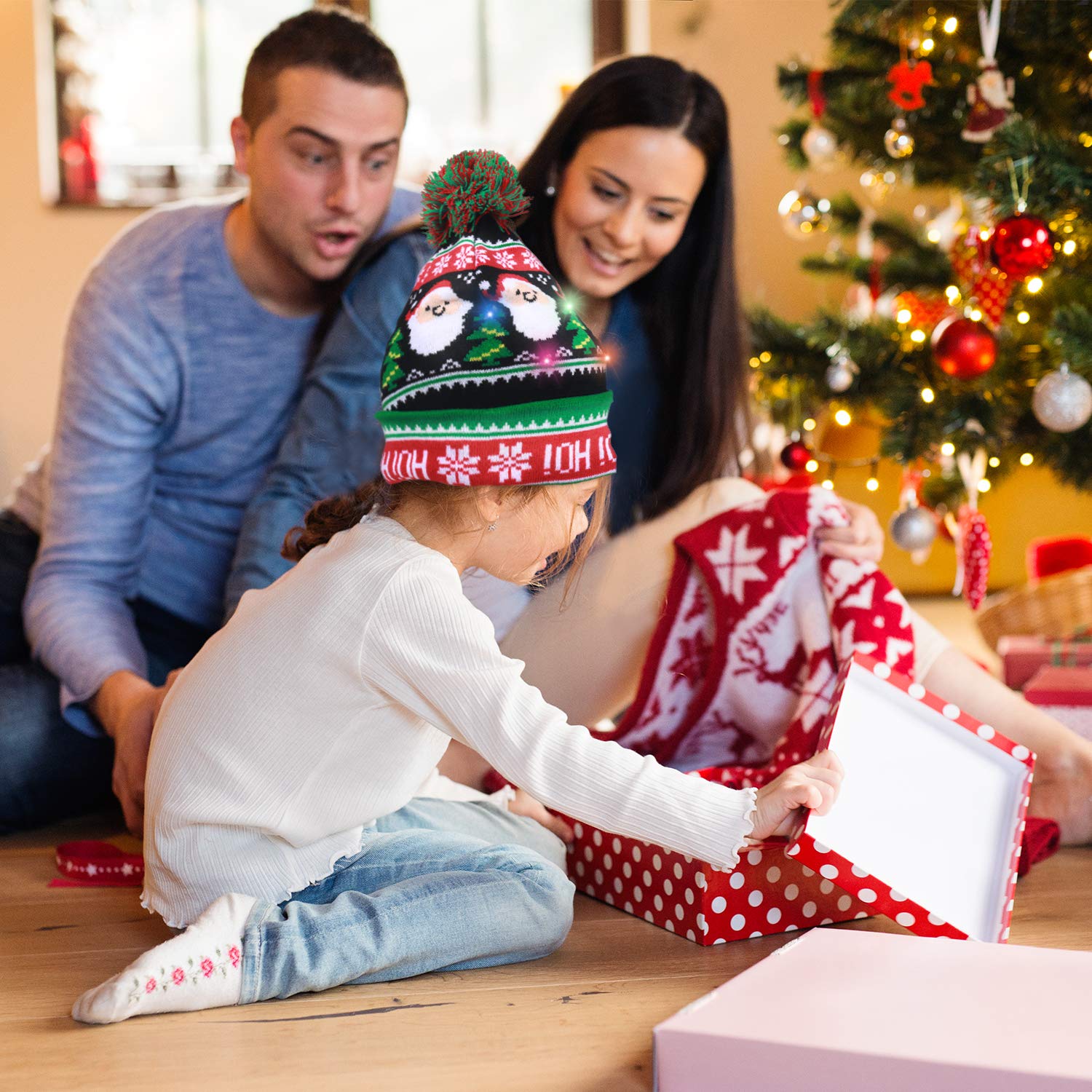 Lurowo LED Light Up Beanie Hat - Unisex Knitted Winter Hat for Christmas & Xmas - Perfect for Holiday Parties, Outdoor Activities & Nighttime Events