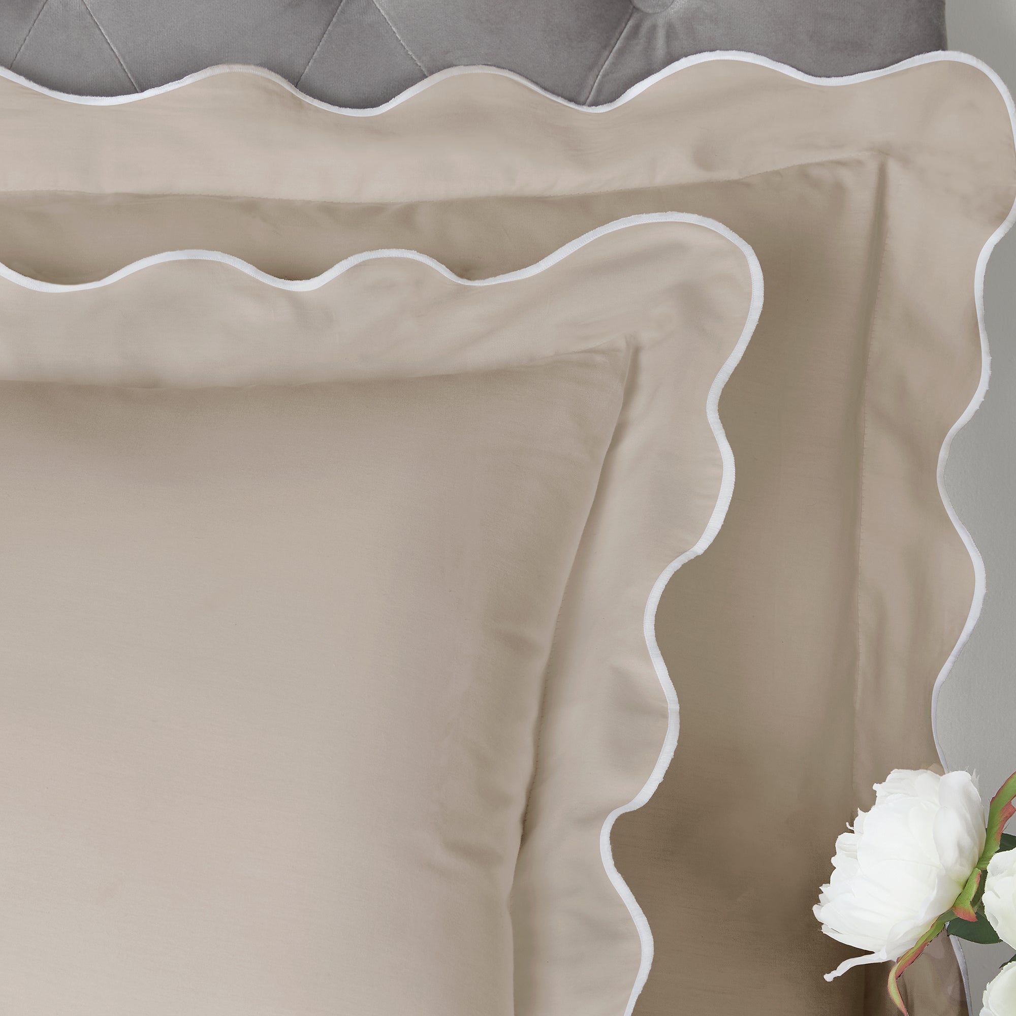 Appletree Boutique Scallop Edge Duvet Cover Set - Natural Cotton Bedding for Cozy Bedroom Decor | Perfect for Master Bedroom, Guest Room & Airbnb