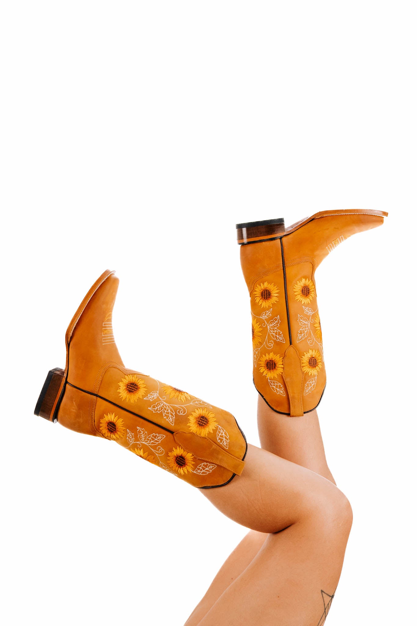 Stylish Women's Sunflower Square Toe Cowgirl Boots - Western Fashion Ankle Booties for Country Dancing & Rodeo Events